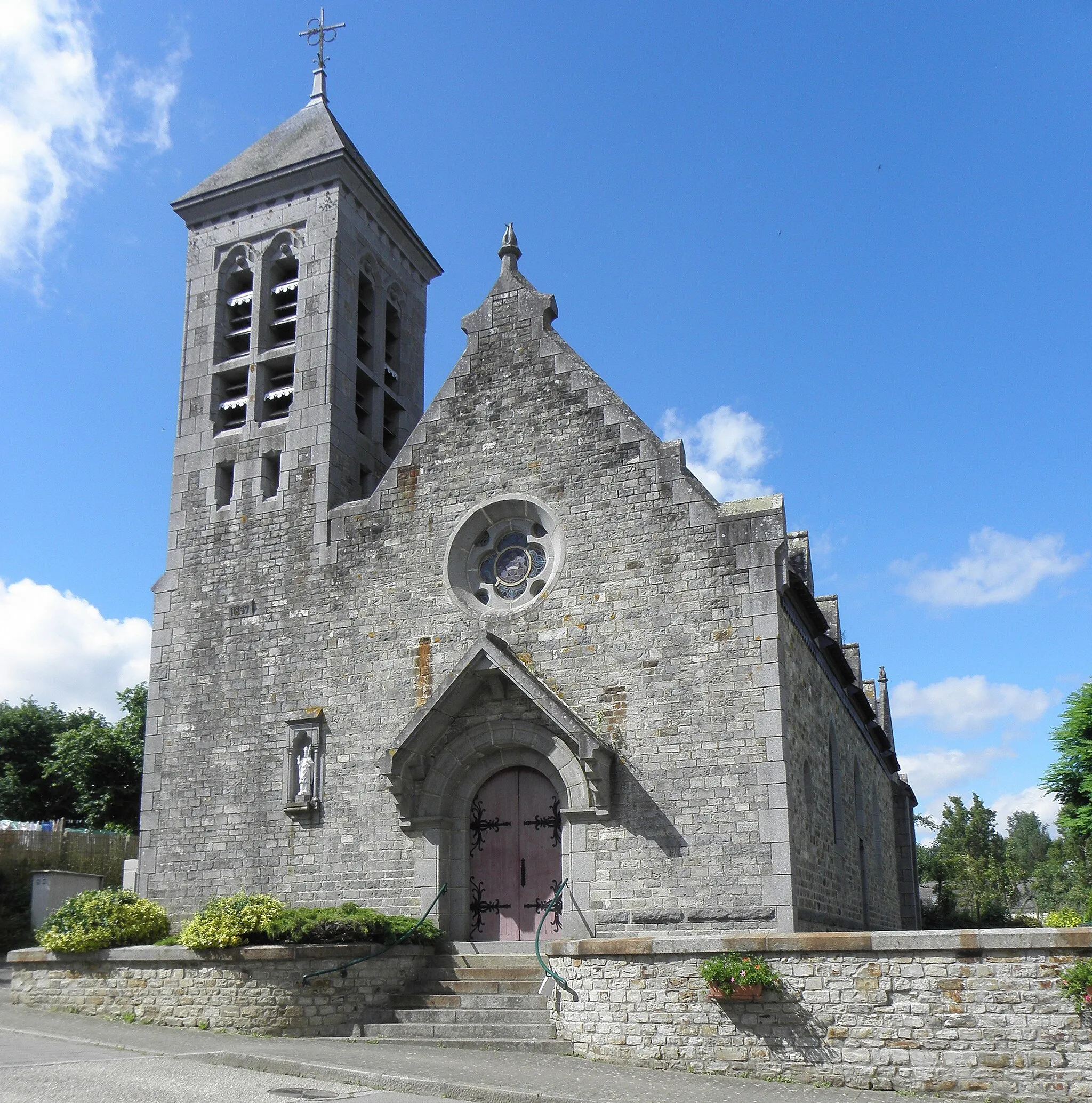 Photo showing: Église saint-Melaine de Mouazé (35).