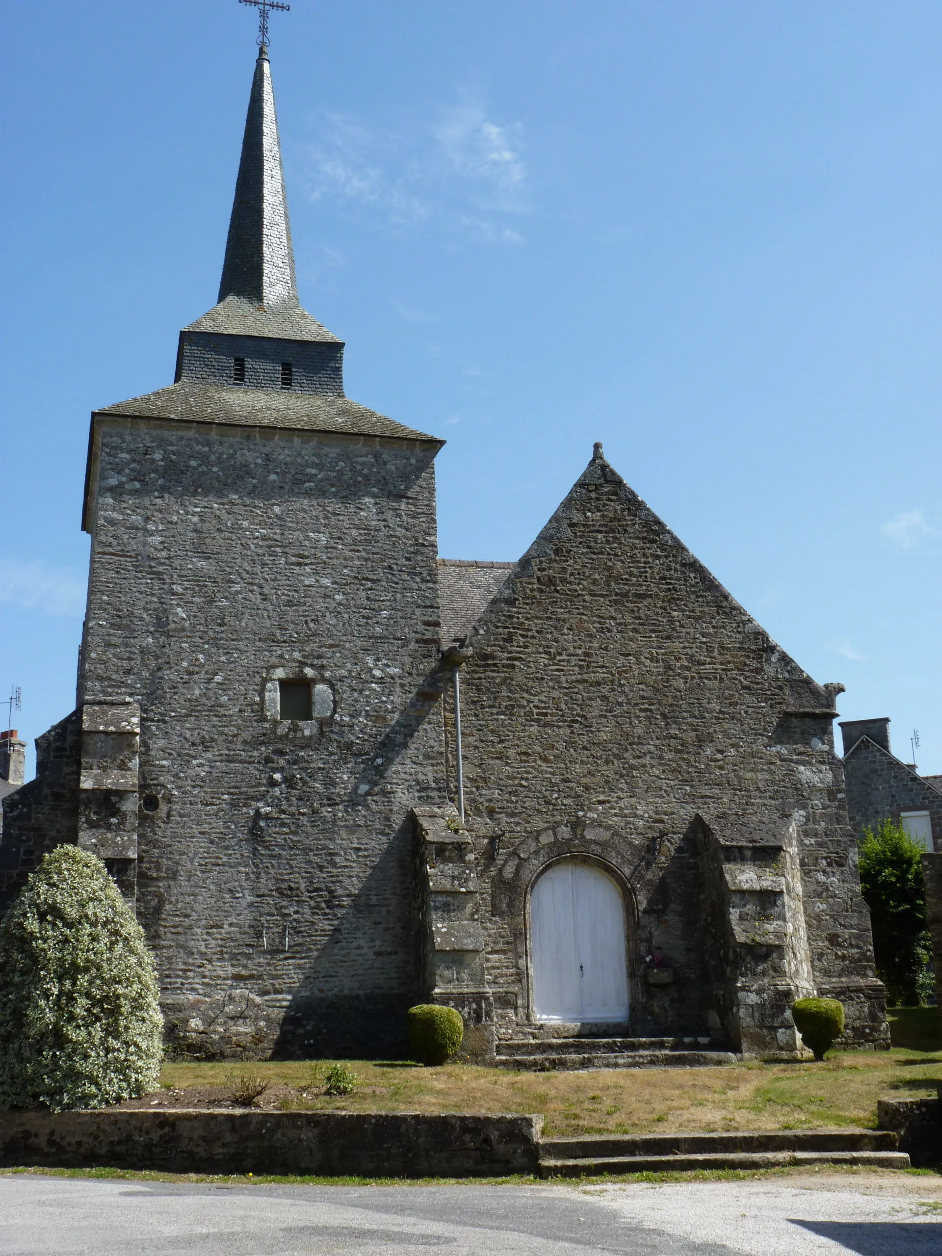 Photo showing: Chapelle mi romane, mi gothique.