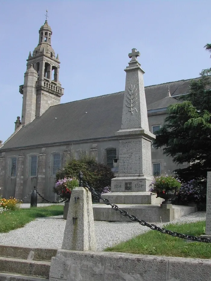 Photo showing: Monument aux Morts - St Renan-29