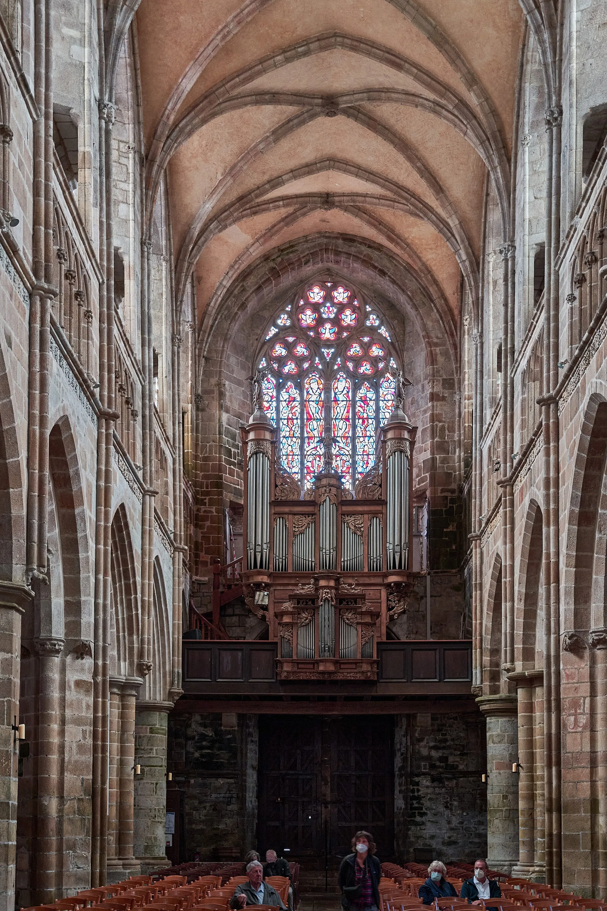 Photo showing: Tréguier - Cathédrale Saint-Tugdual de Tréguier - nef vers orge.jpg