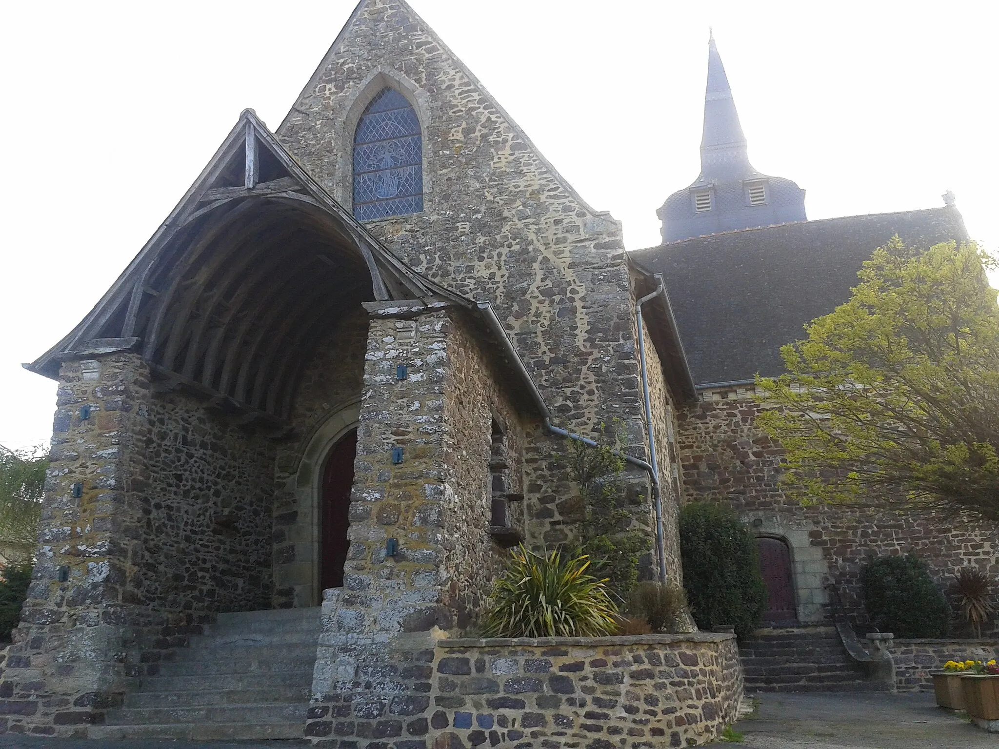Photo showing: Church of Breteil