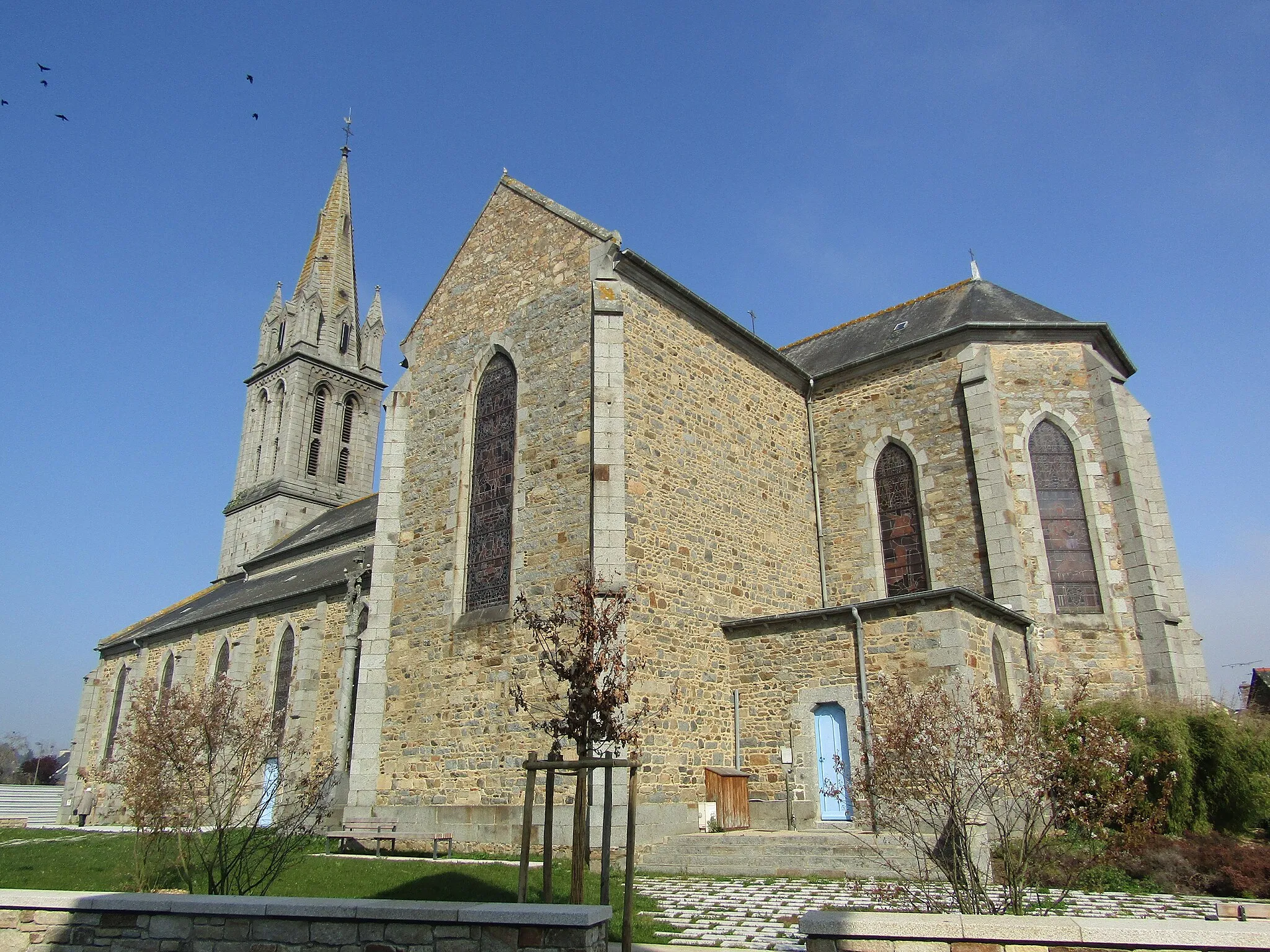 Photo showing: Église Saint-Aubin d'Yffiniac