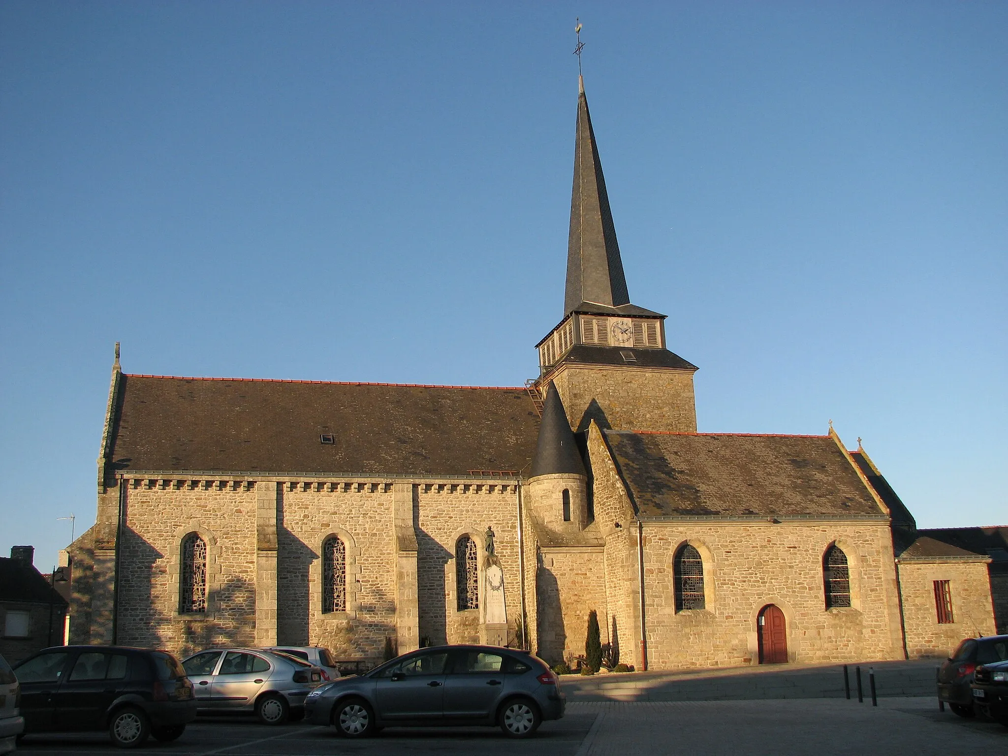 Photo showing: Église de Sulniac (Morbihan).