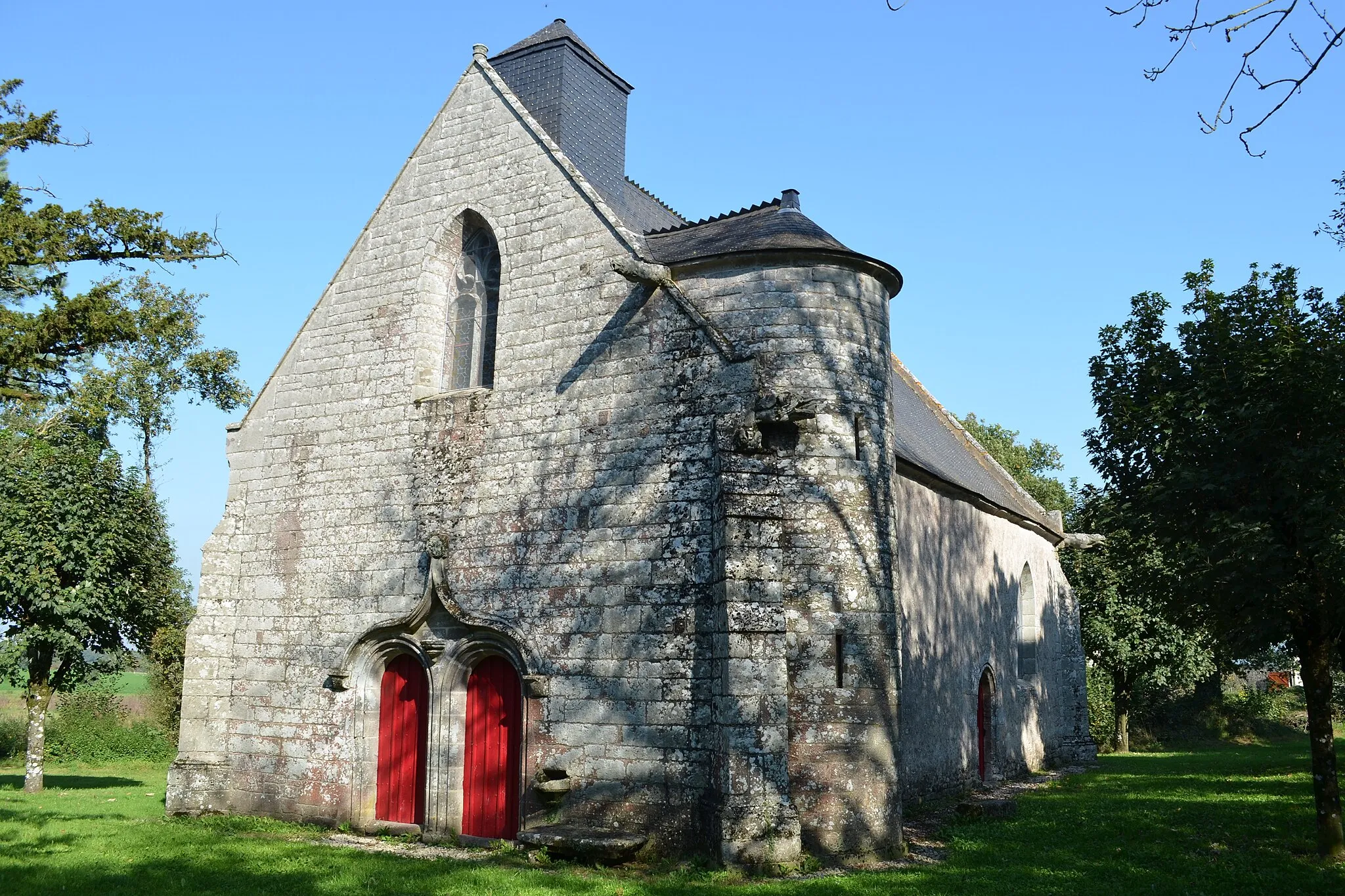 Photo showing: This building is inscrit au titre des monuments historiques de la France. It is indexed in the base Mérimée, a database of architectural heritage maintained by the French Ministry of Culture, under the reference PA00091595 .