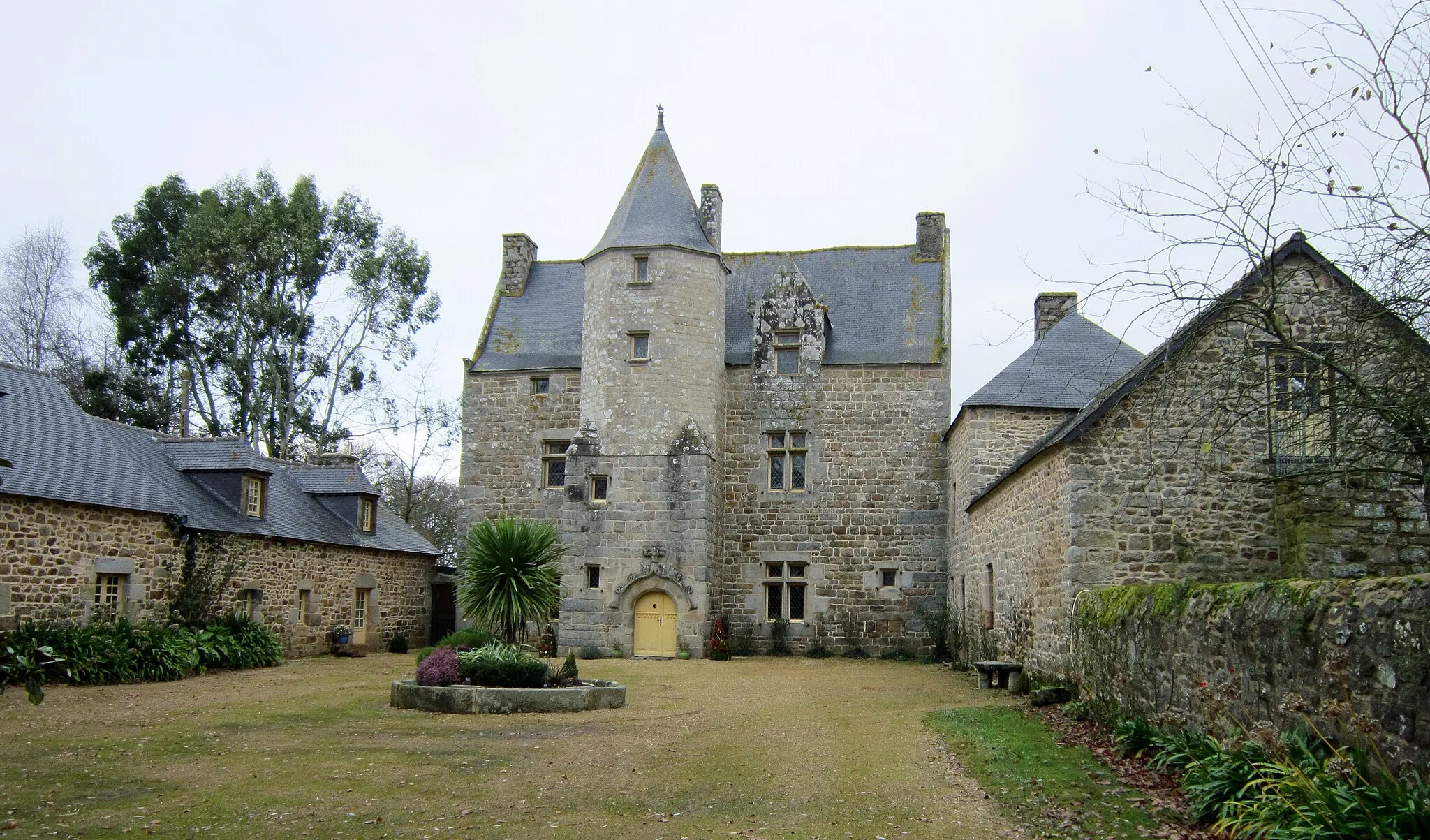 Photo showing: Plouagat ː le manoir de Fournebello (XVIe siècle).