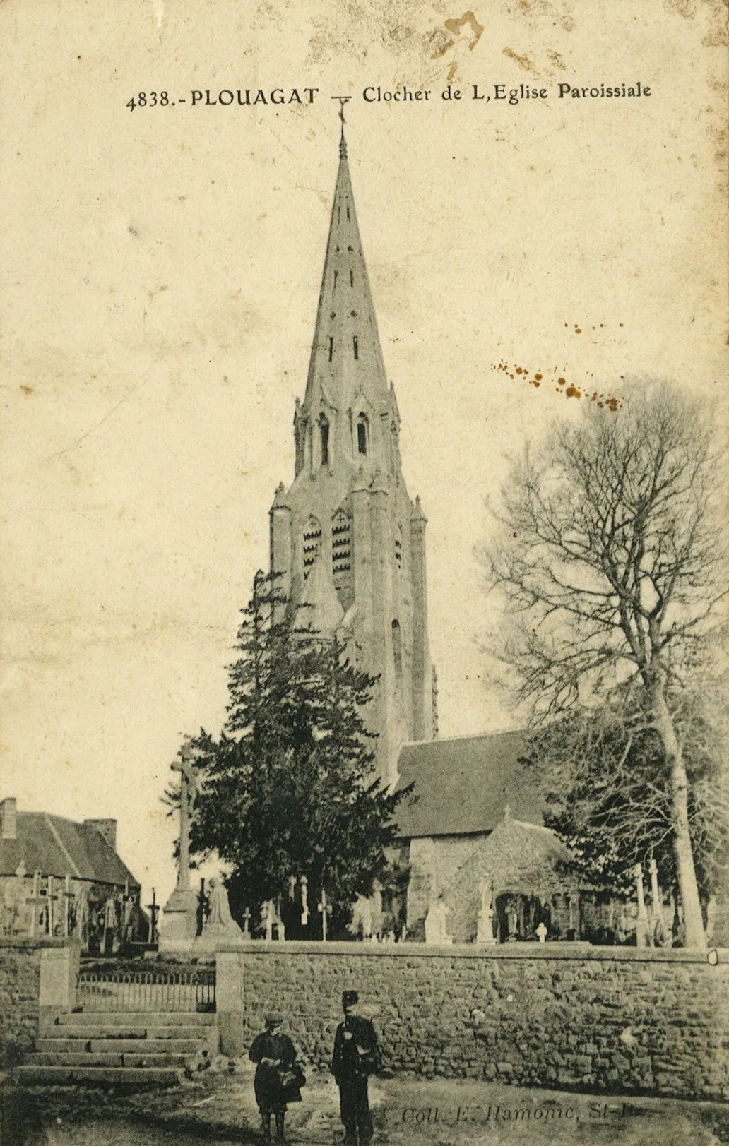 Photo showing: Clocher de l'église paroissiale.