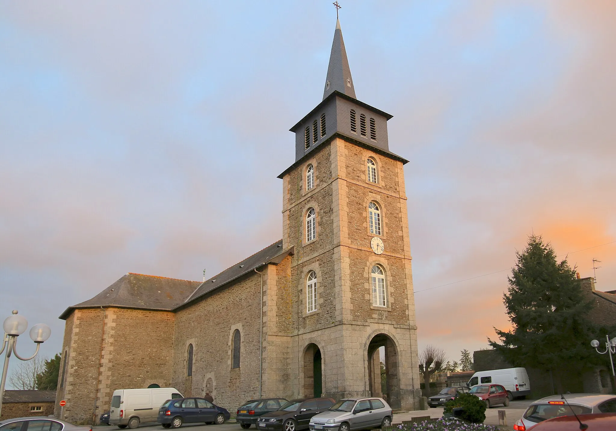 Photo showing: Église Saint-Méen de Lanvallay.