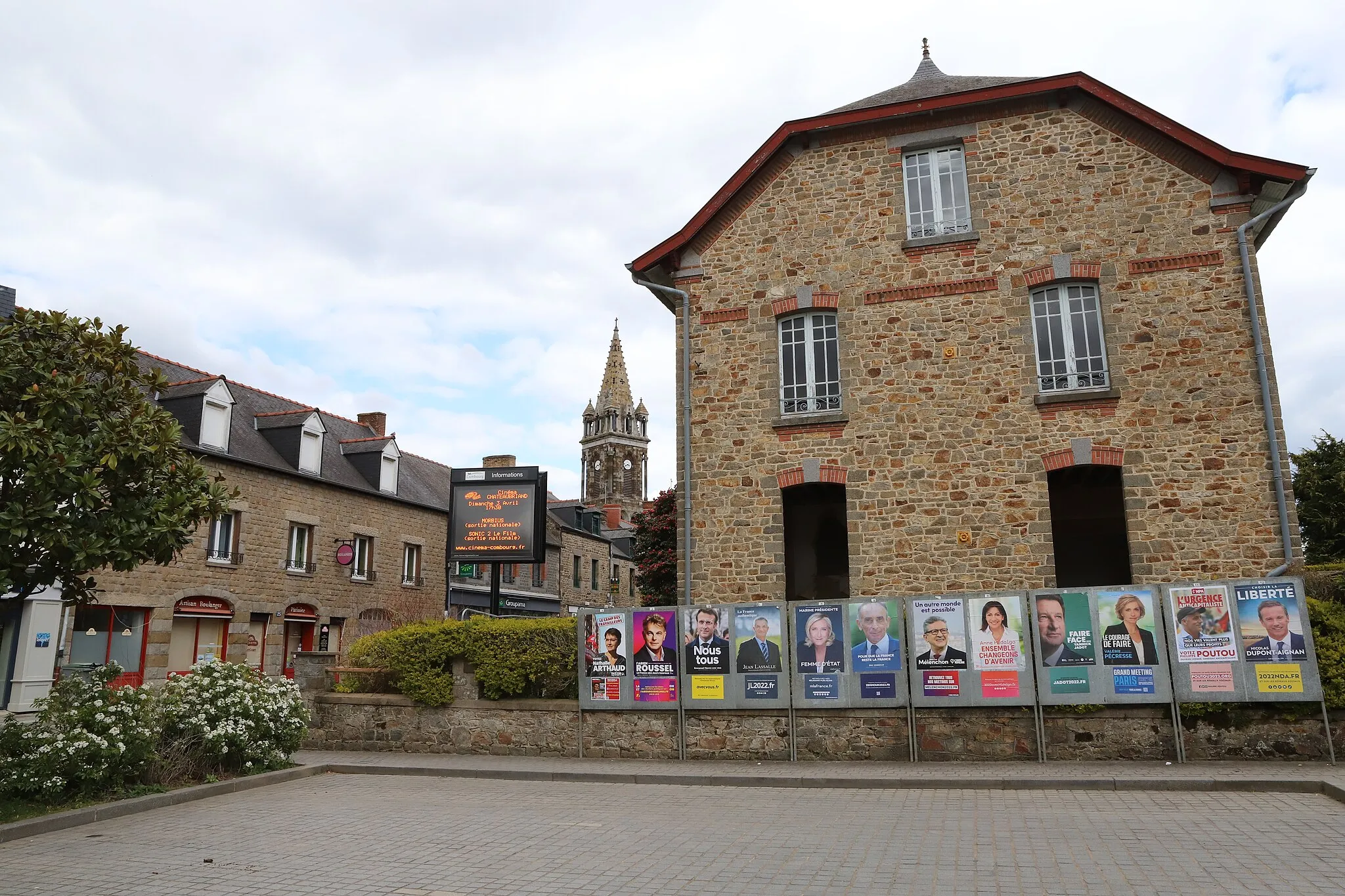 Photo showing: Combourg (Ille-et-Vilaine, France)