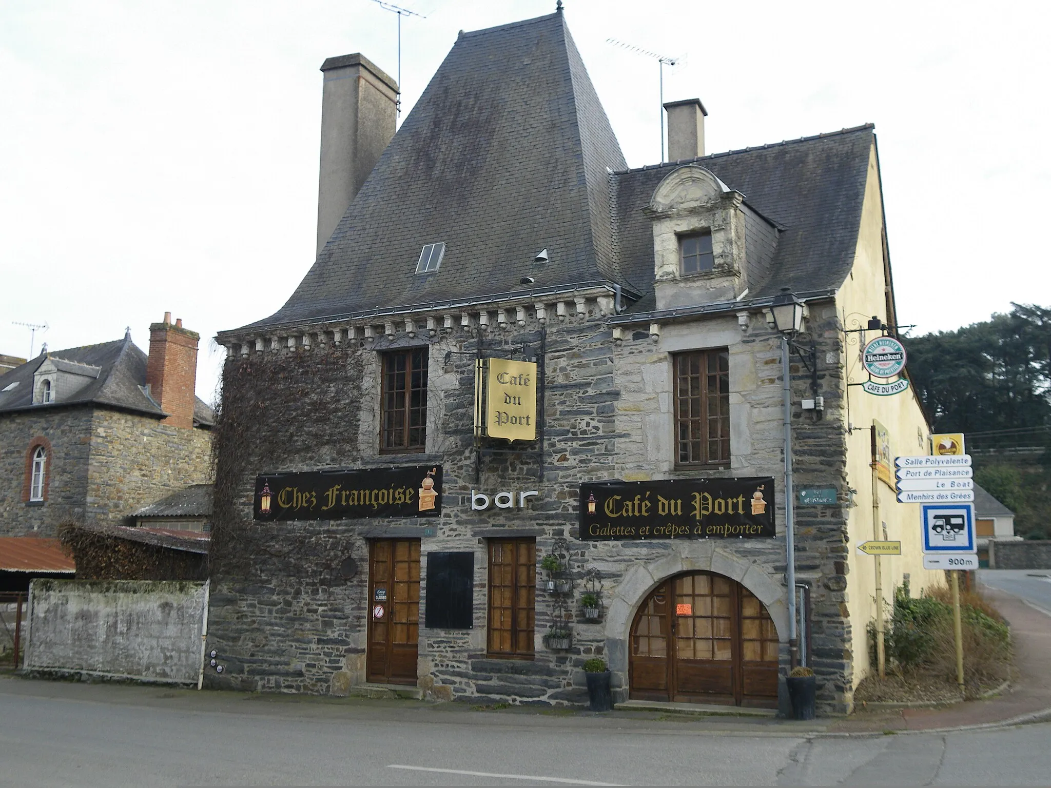 Photo showing: le café du port a guipry
