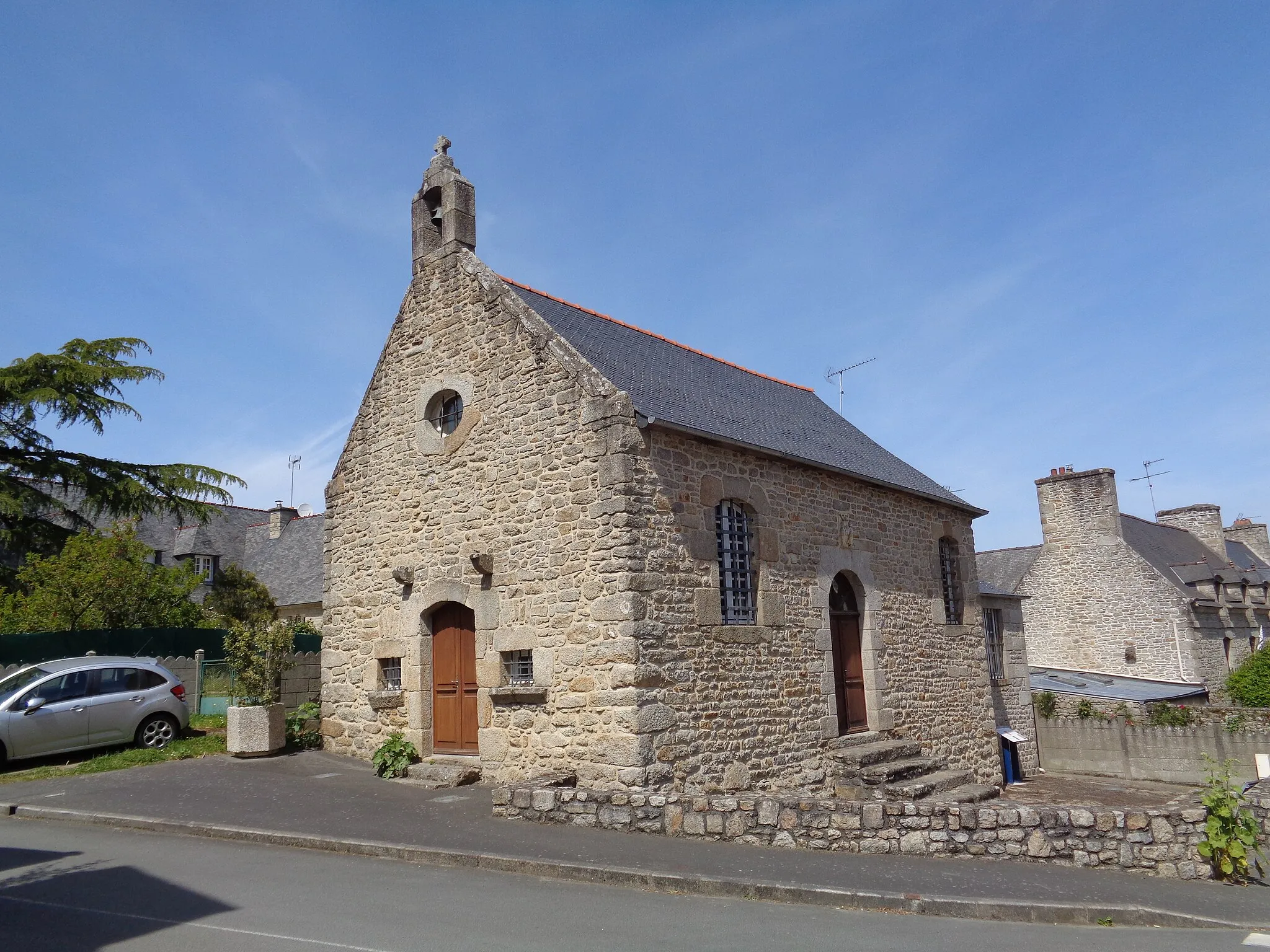 Photo showing: Chapelle Sainte-Anne-du Rocher, rue Sainte-Anne à Quévert (milieu XVIIe)
