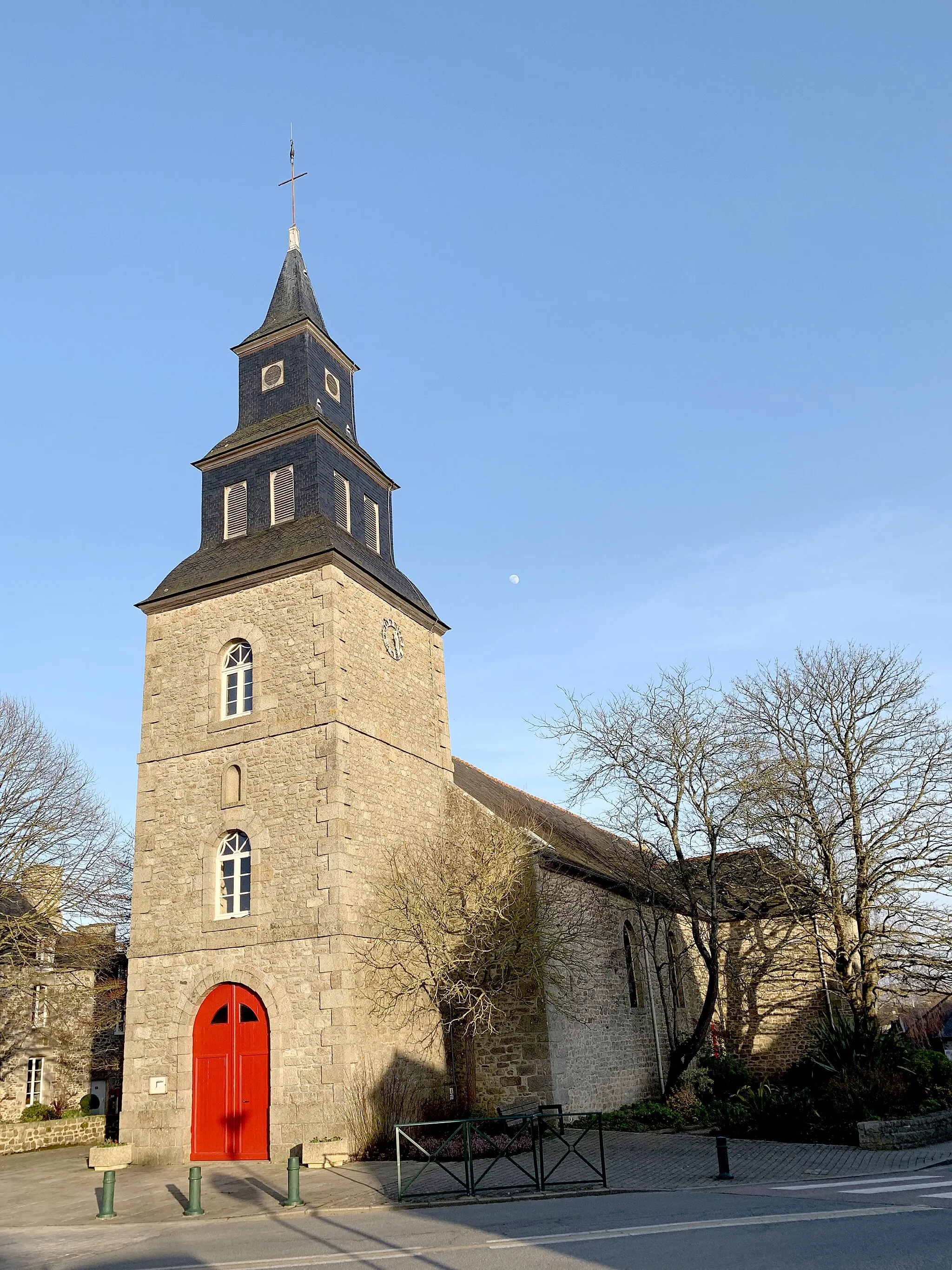 Photo showing: L'église Saint-Laurent de Quévert dans les Côtes d'Armor.