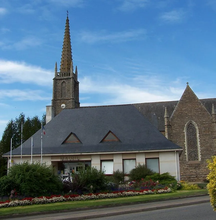 Photo showing: Mairie et église de Sainte-Marie, en Ille-et-Vilaine