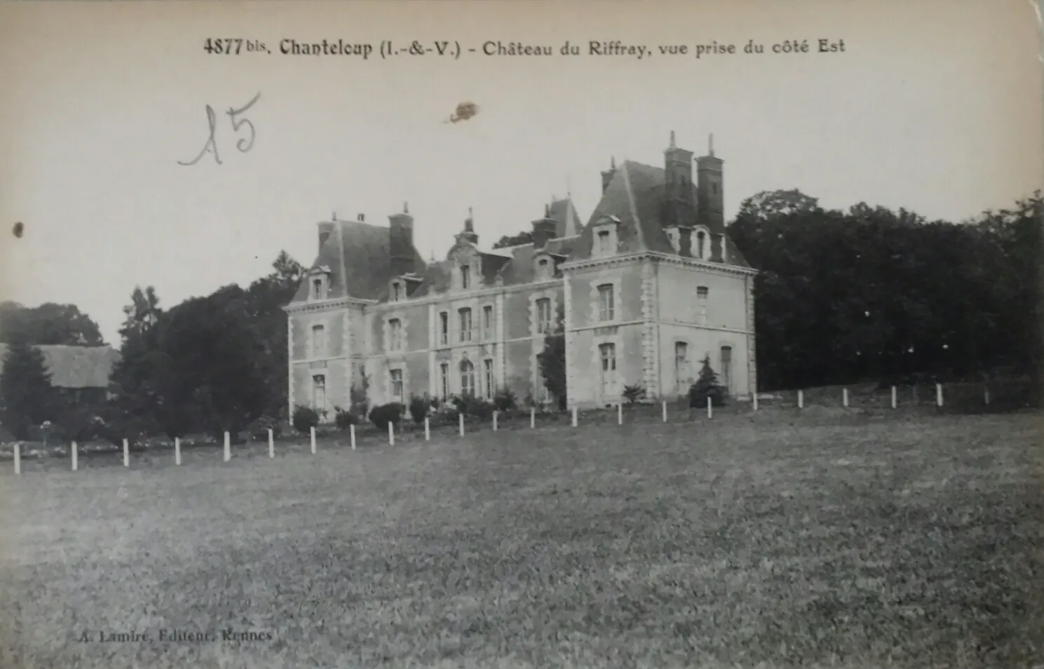 Photo showing: Chateau du riffray