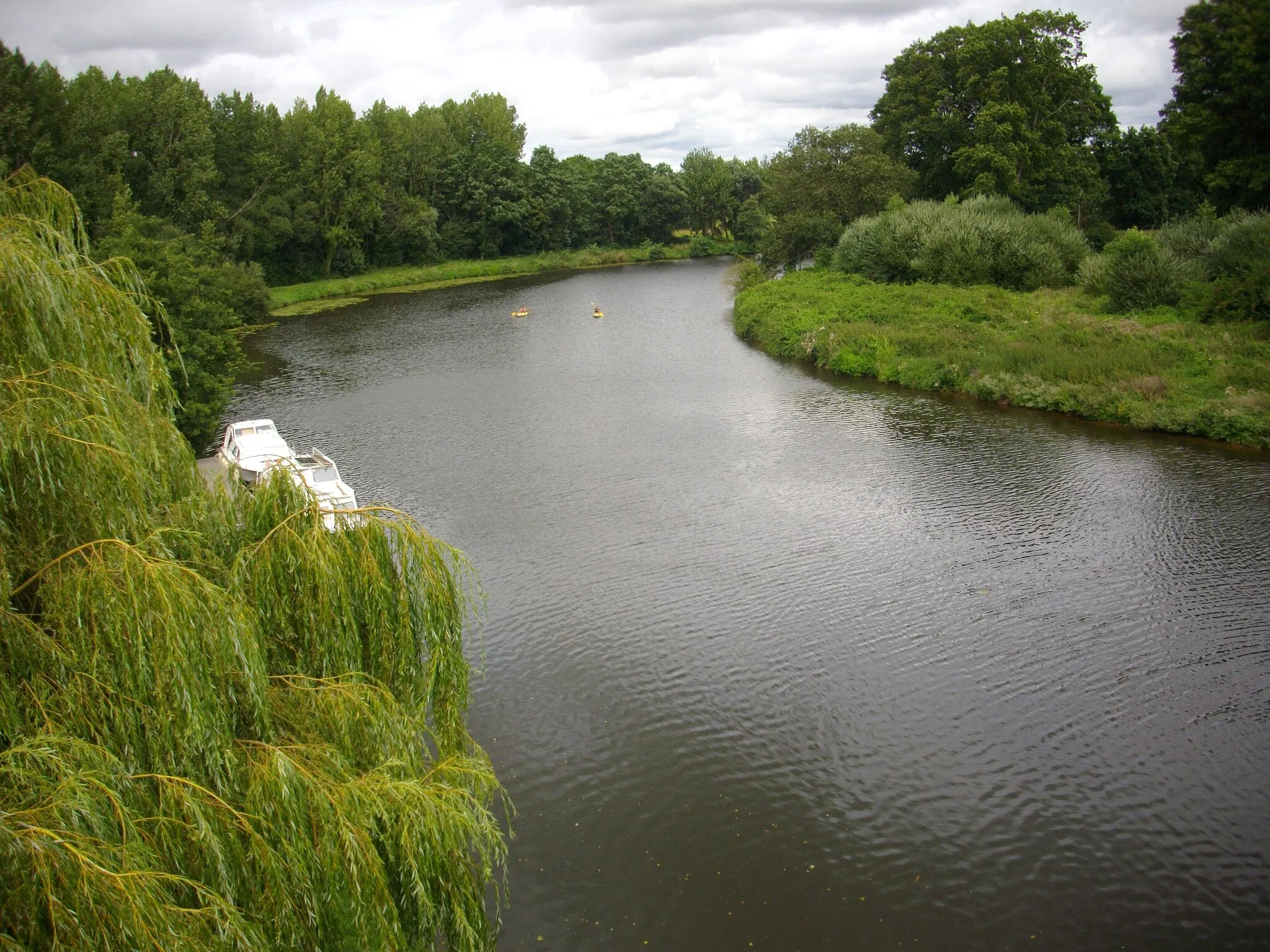 Photo showing: Nantes-Brest canal in Le Roc-Saint-André (Morbihan, France)