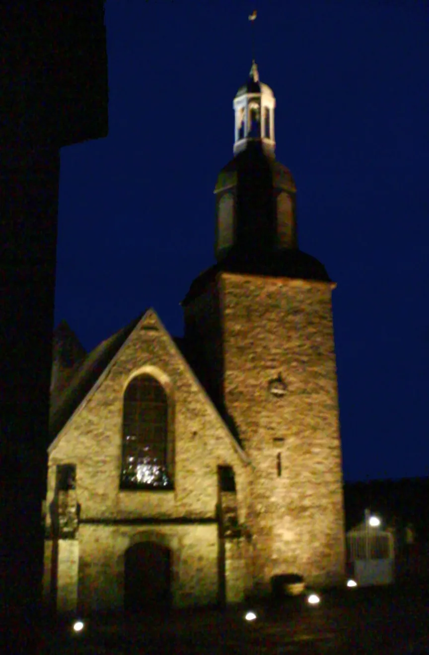 Photo showing: Eglise illuminée de Champeaux (Ille-et-Vilaine)