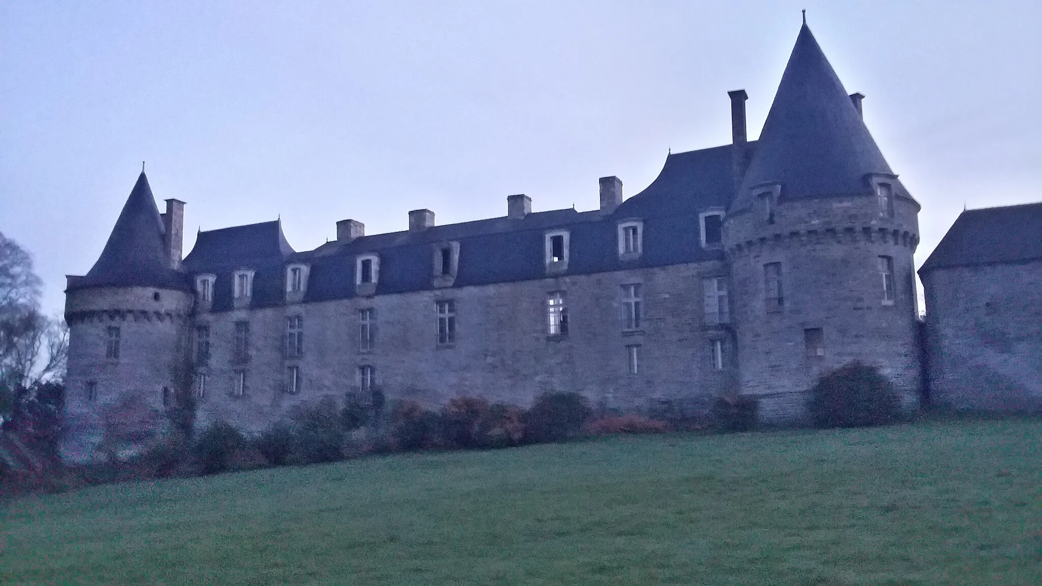 Photo showing: Le Chateau Coté Nord