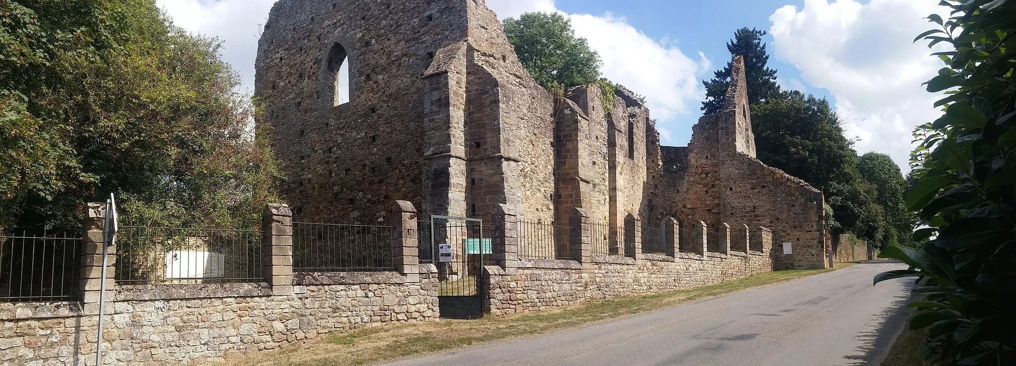 Photo showing: Fondée seconde moitié du XIIe