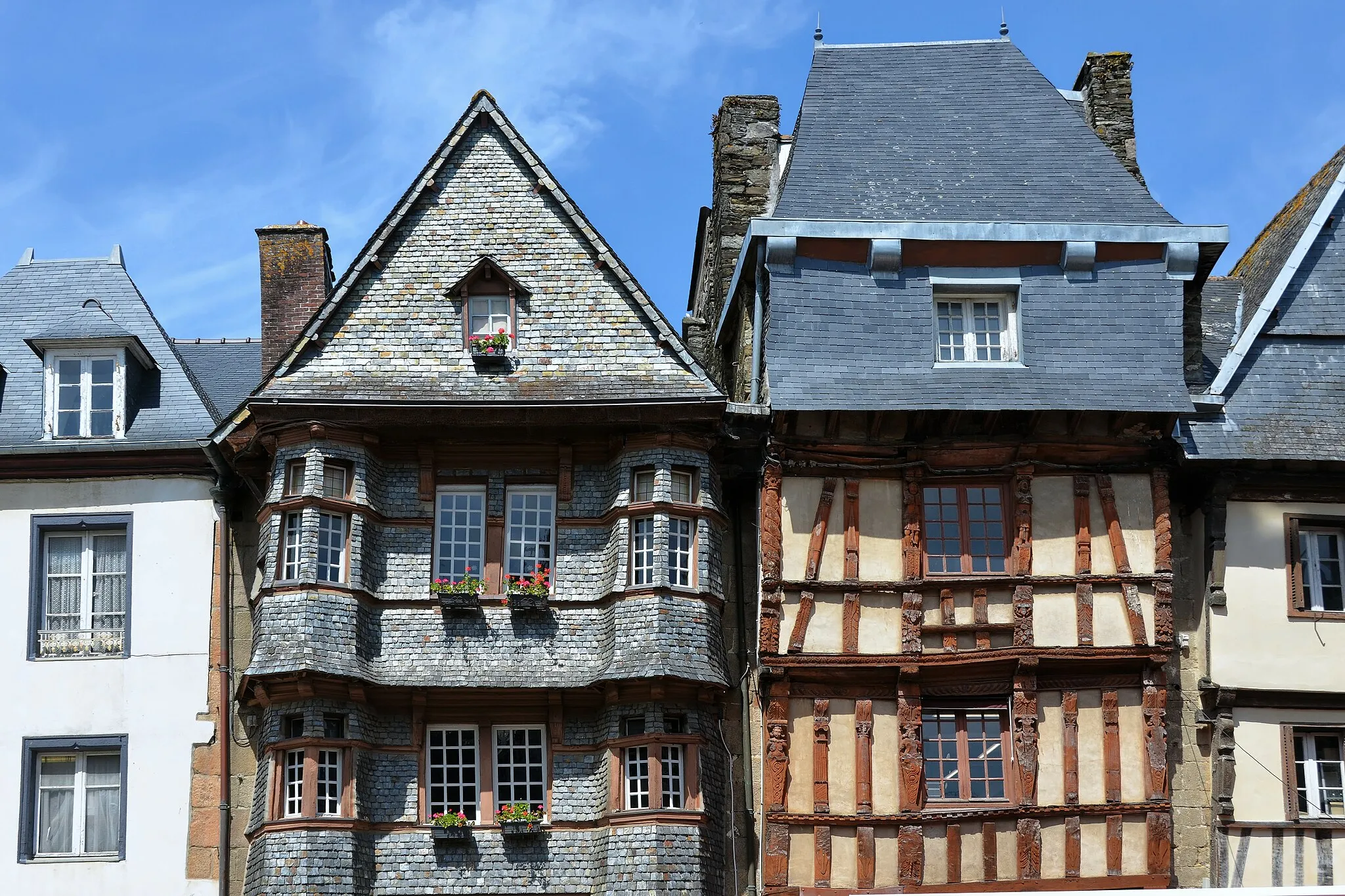 Photo showing: Lannion (Côtes-d'Armor) - Maison du Chapelier (29 place du Général-Leclerc)
