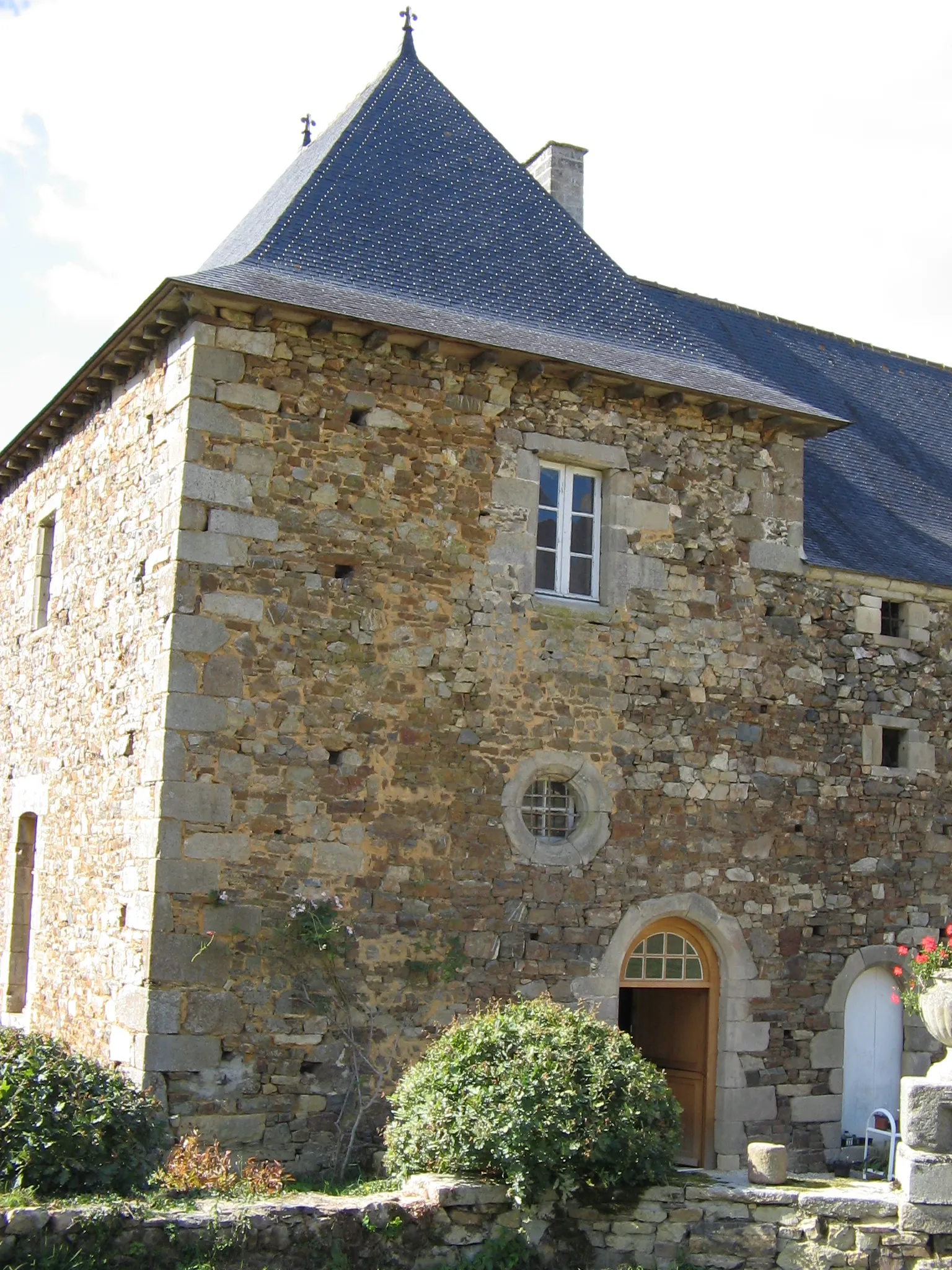 Photo showing: Château de Couëllan