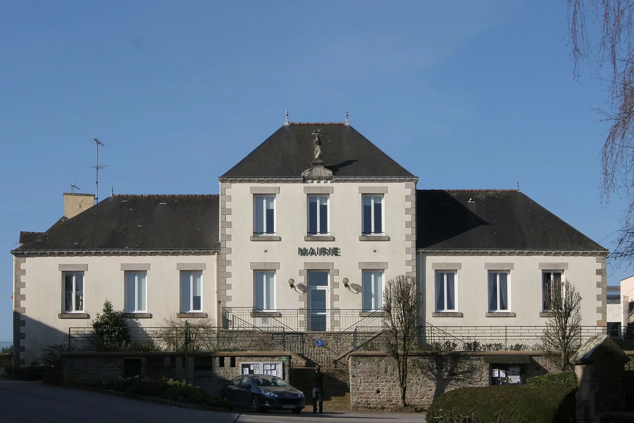 Photo showing: Mairie d'Augan.
