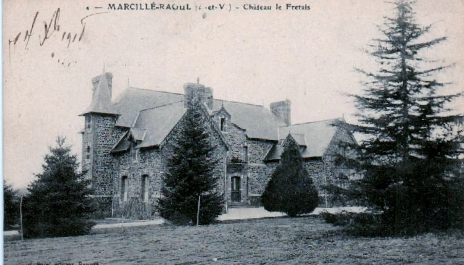 Photo showing: Marcillé-Raoul : le "château" du Fertais (dénommé à tort "Fretais" sur la carte postale) au début du XXe siècle.