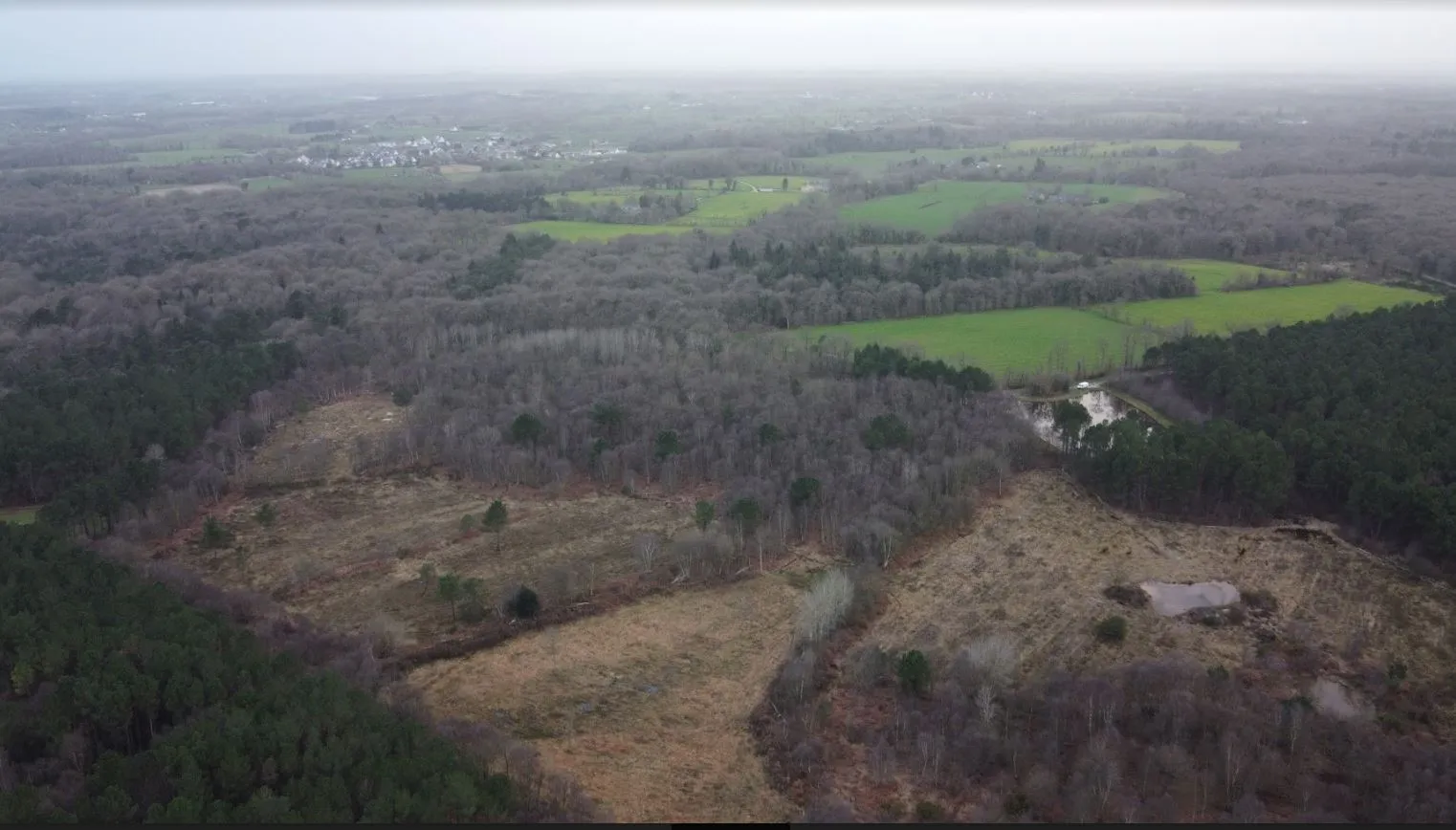 Photo showing: Trébédan Vue du ciel 2