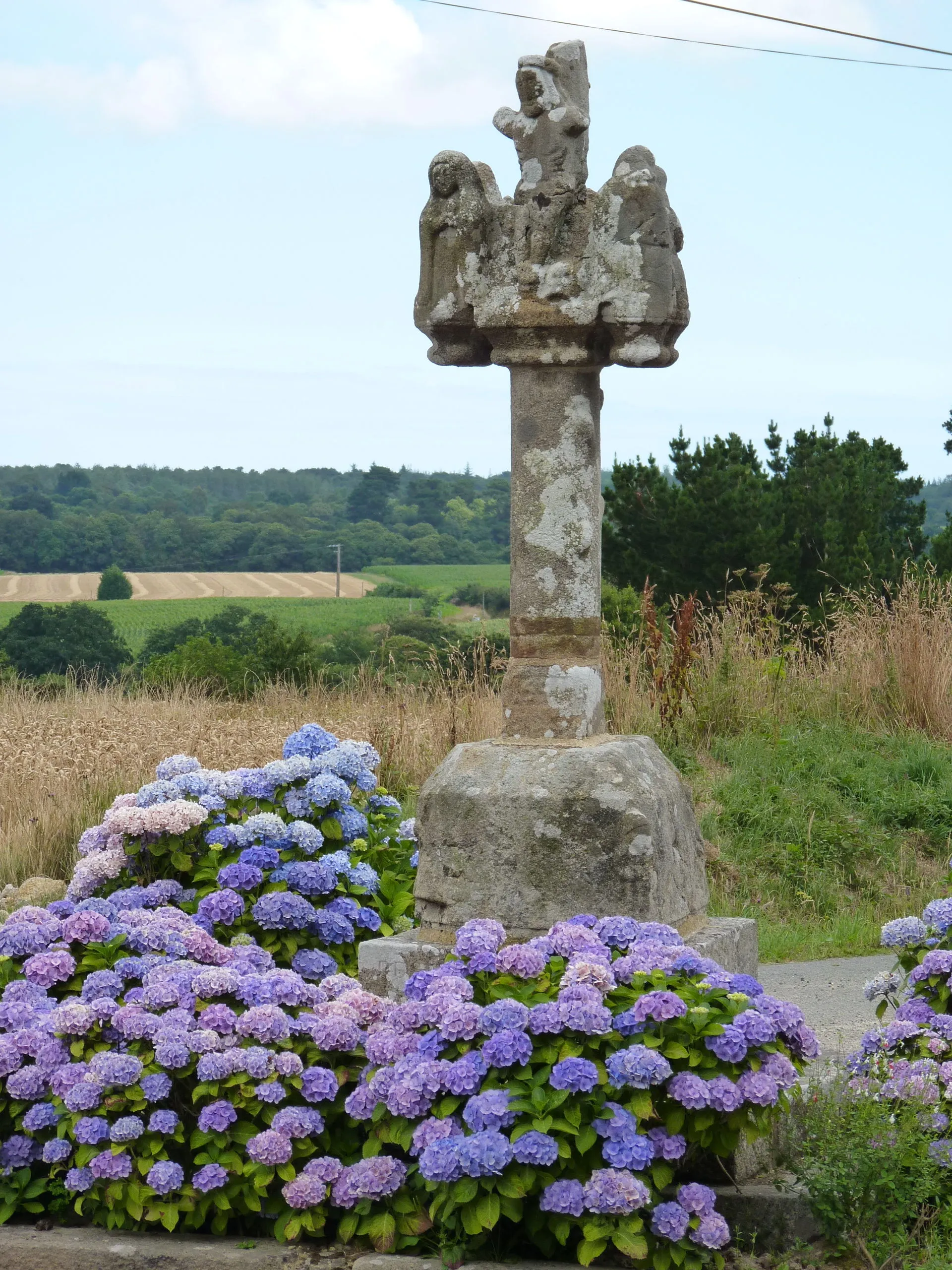 Photo showing: Calvaire du 17ème siècle