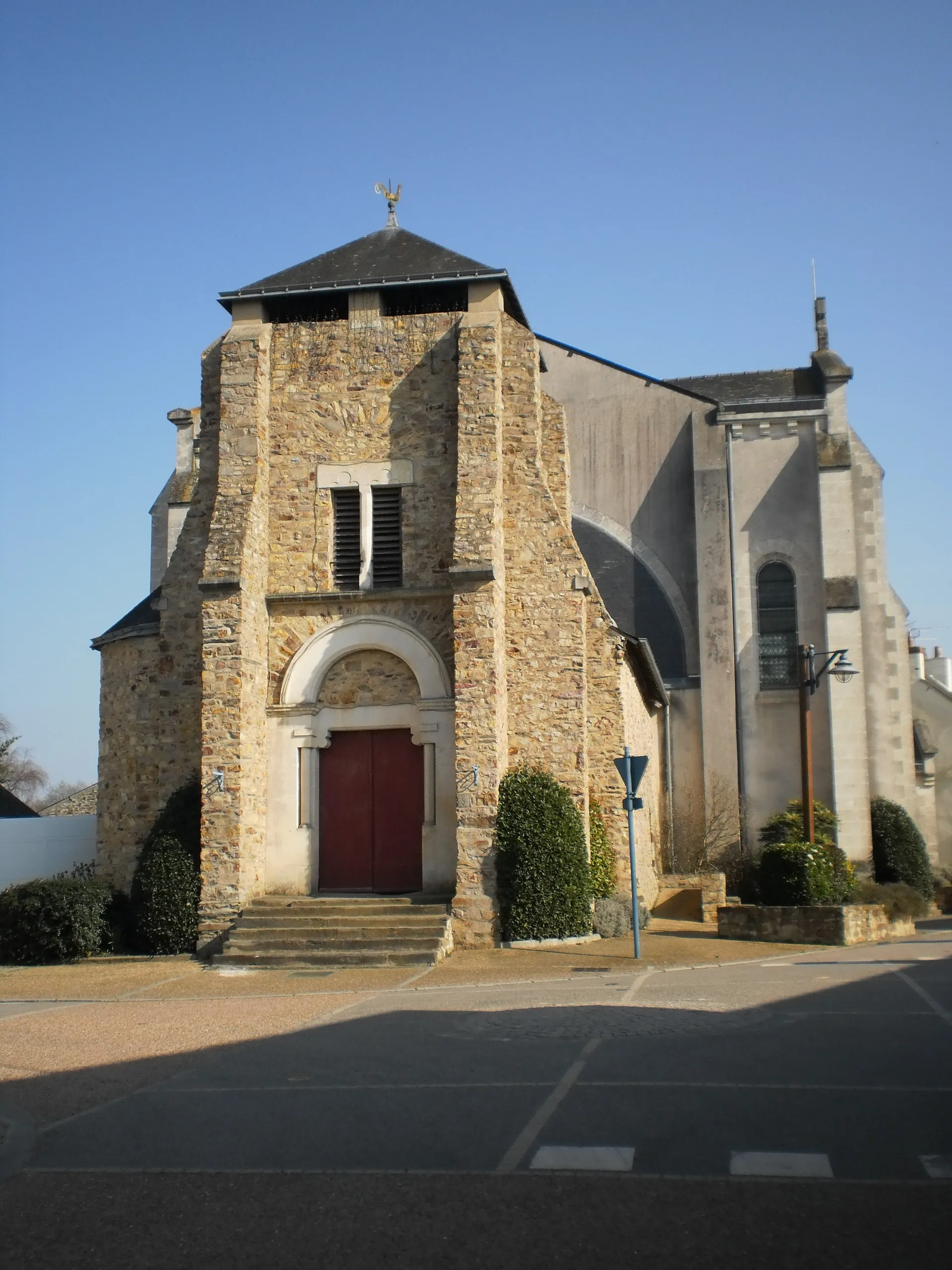 Photo showing: Ruffigné (Loire-Atlantique, France) - église, côté ouest