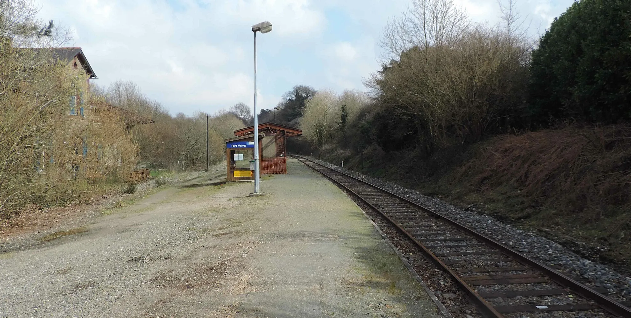 Photo showing: Halte de Pont-Melvez.