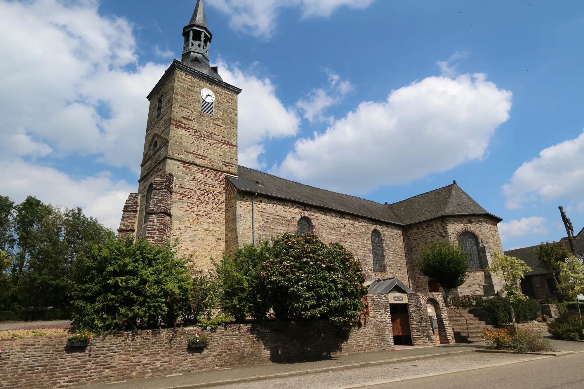 Photo showing: Église St-Tugdual de Baulon