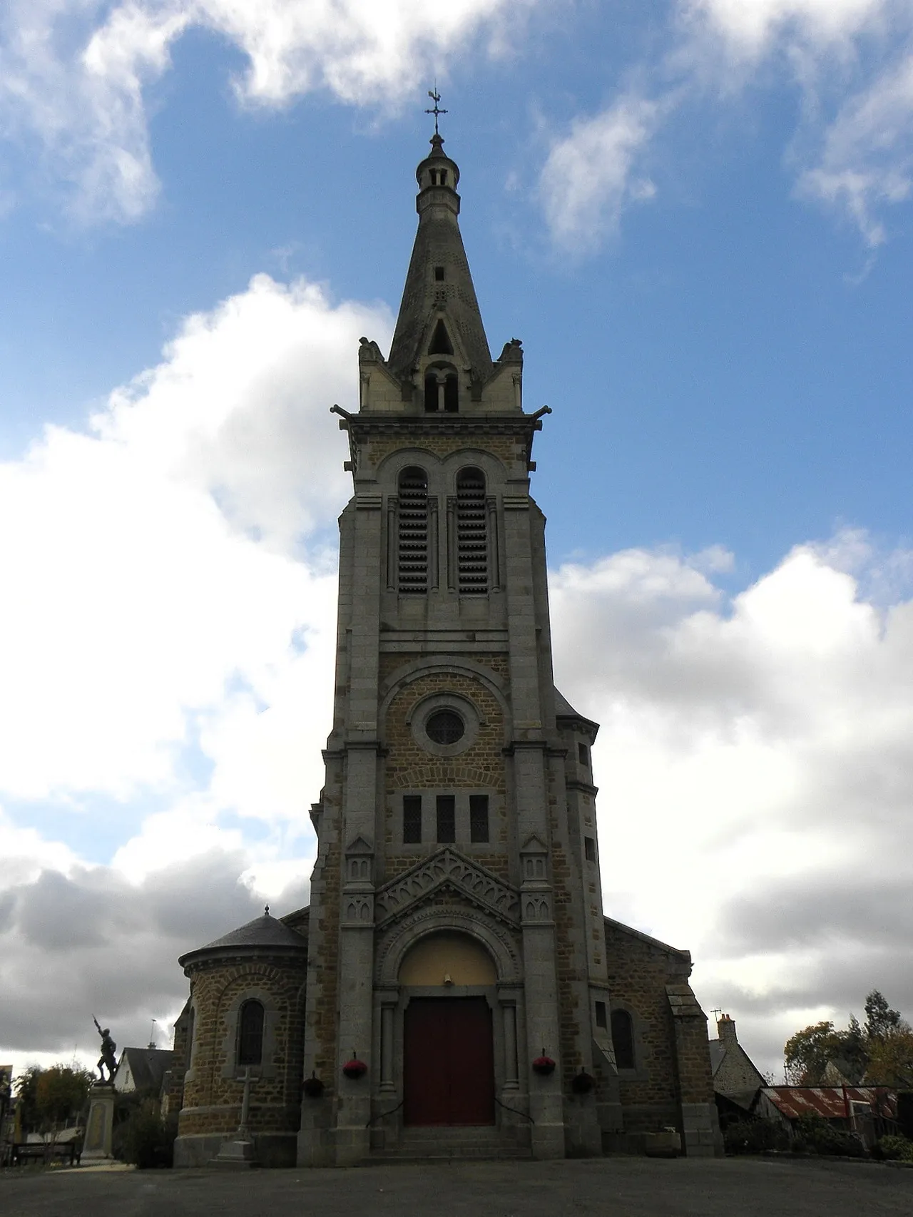 Photo showing: Église Saint-Jean-Baptiste de Saint-Jean-sur-Couesnon (35). Façade principale.