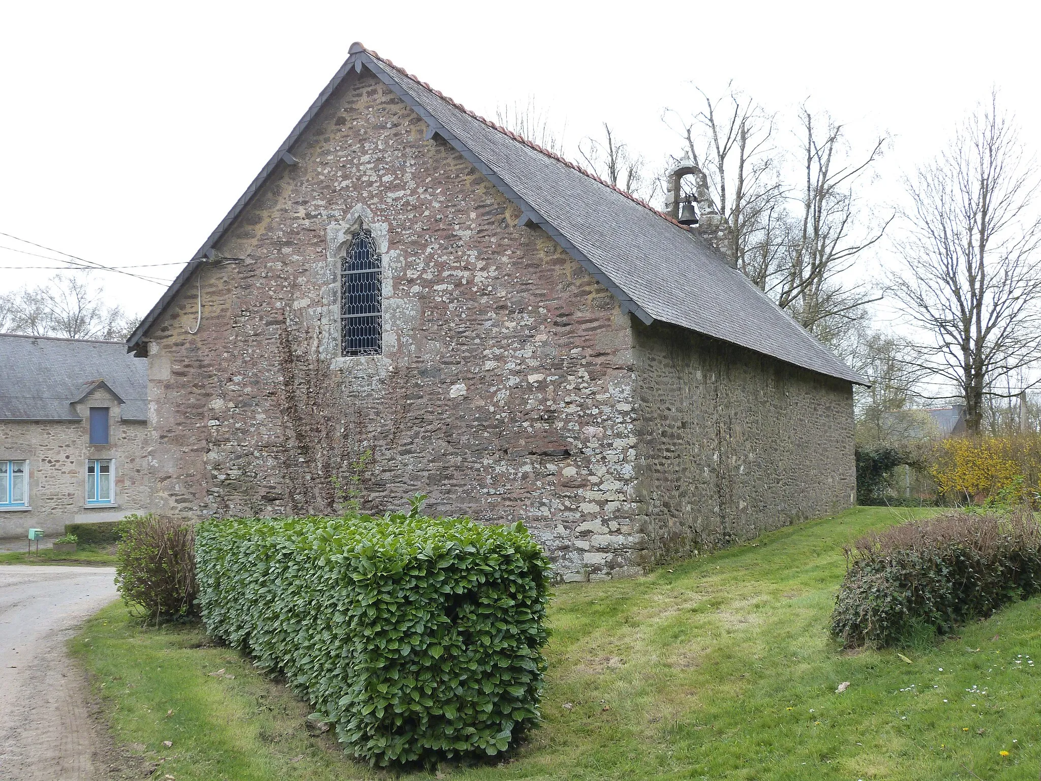 Photo showing: Chapelle Sainte-Elisabeth au hameau de Saint-Udy (Plessala, Côtes-d'Armor)