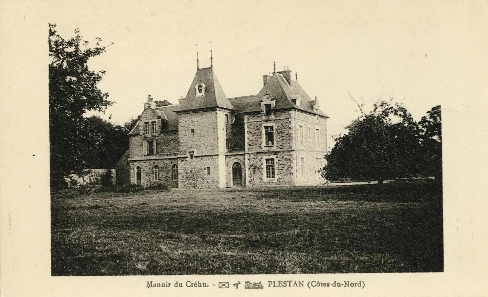 Photo showing: Manoir du Créhu.