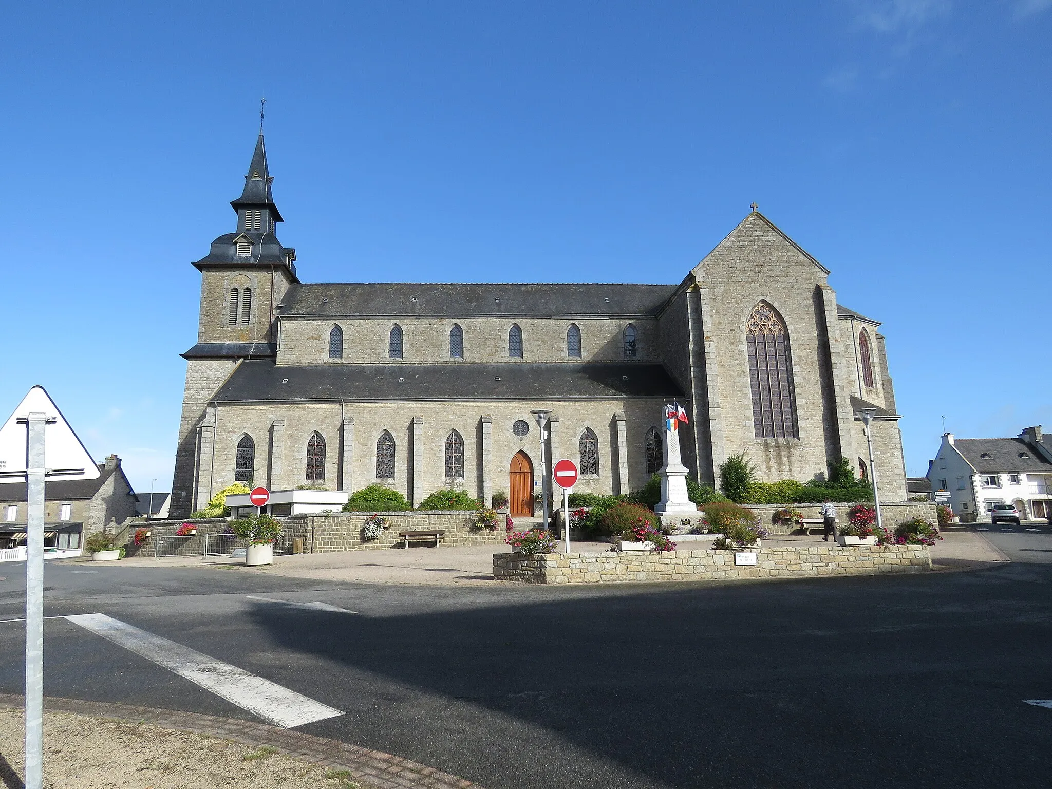 Photo showing: église