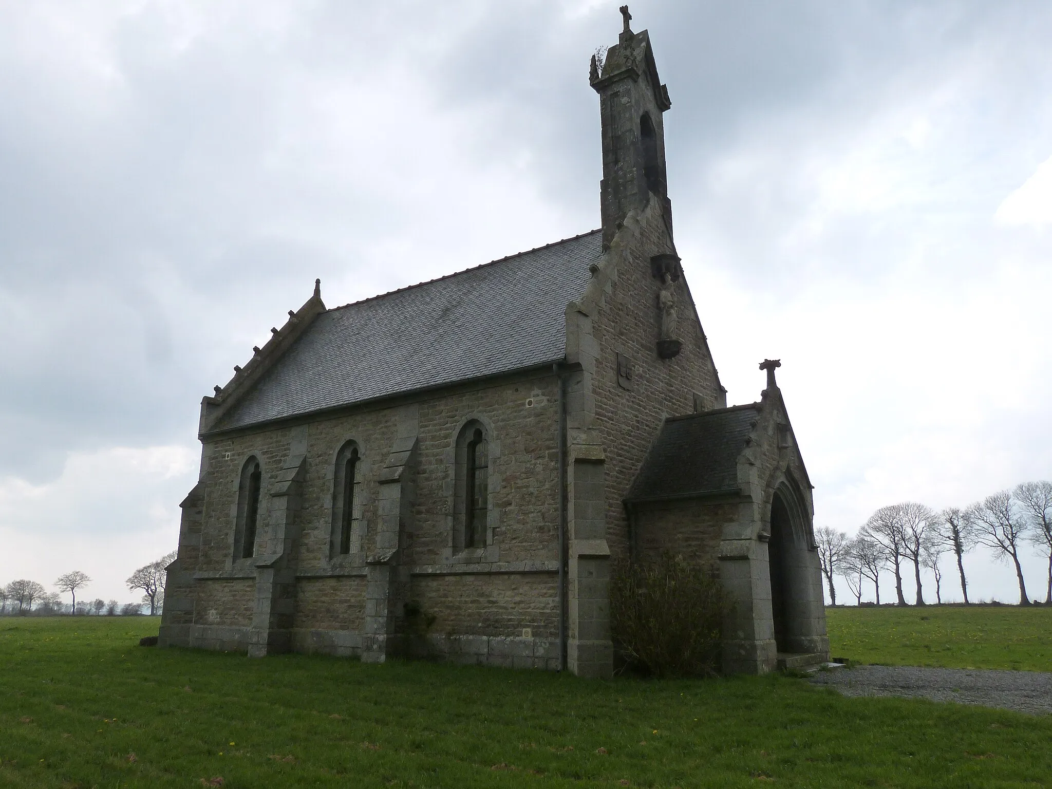 Photo showing: Chapelle Saint-Louis située à la Hutte-à-l'Anguille (Saint-Gilles-du-Mené, Côtes-d'Armor)