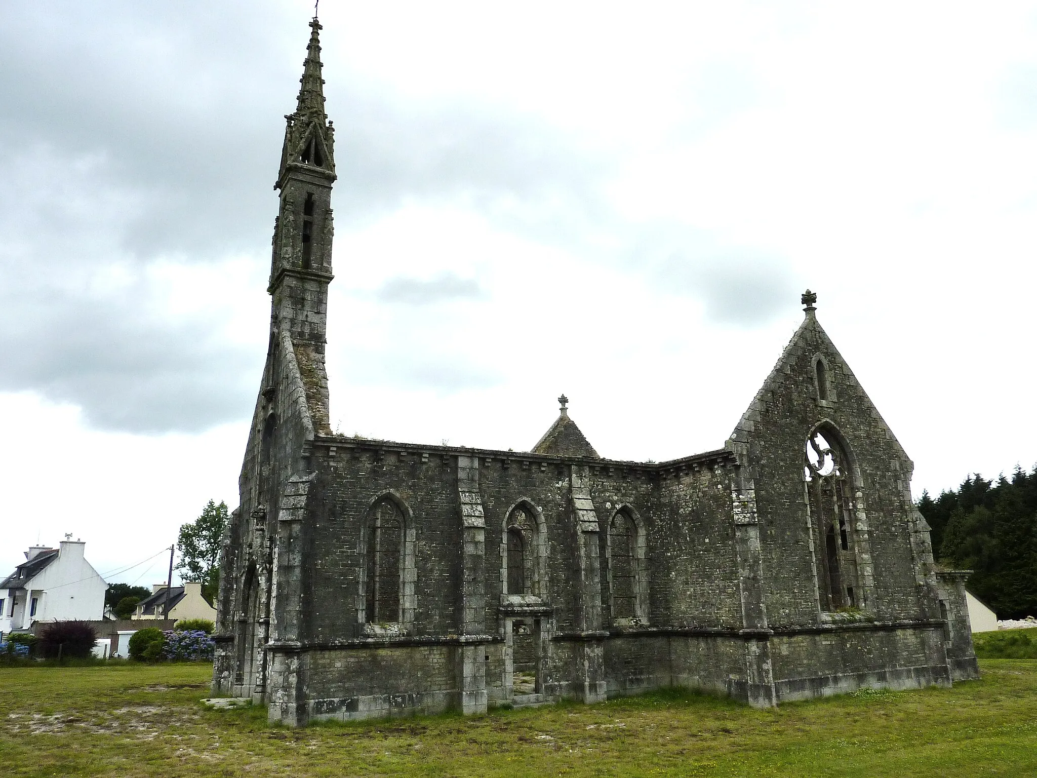 Photo showing: Berrien: chapelle Sainte-Barbe (détruite par la foudre en 1955)