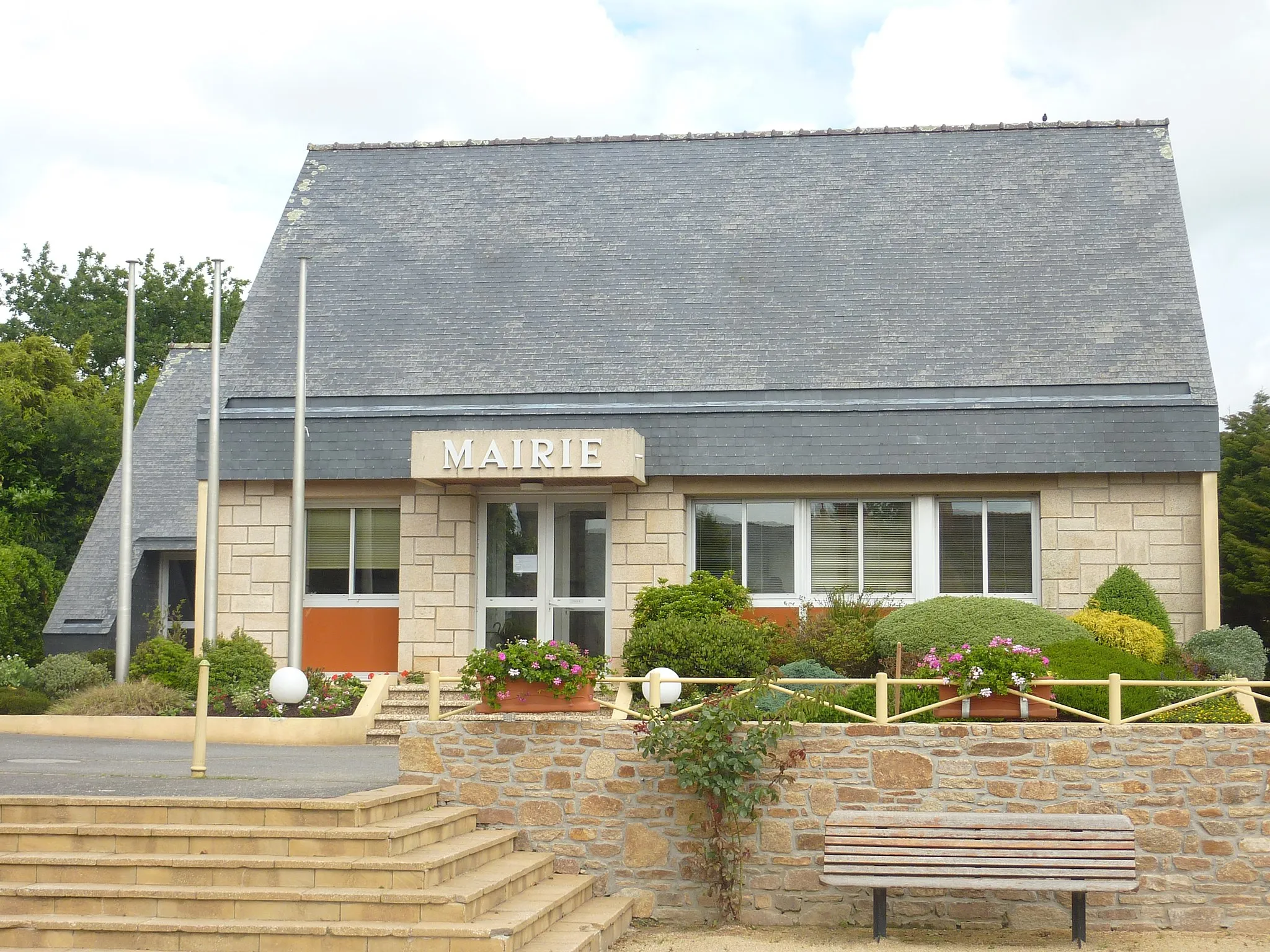 Photo showing: Kersaint-Plabennec : la mairie