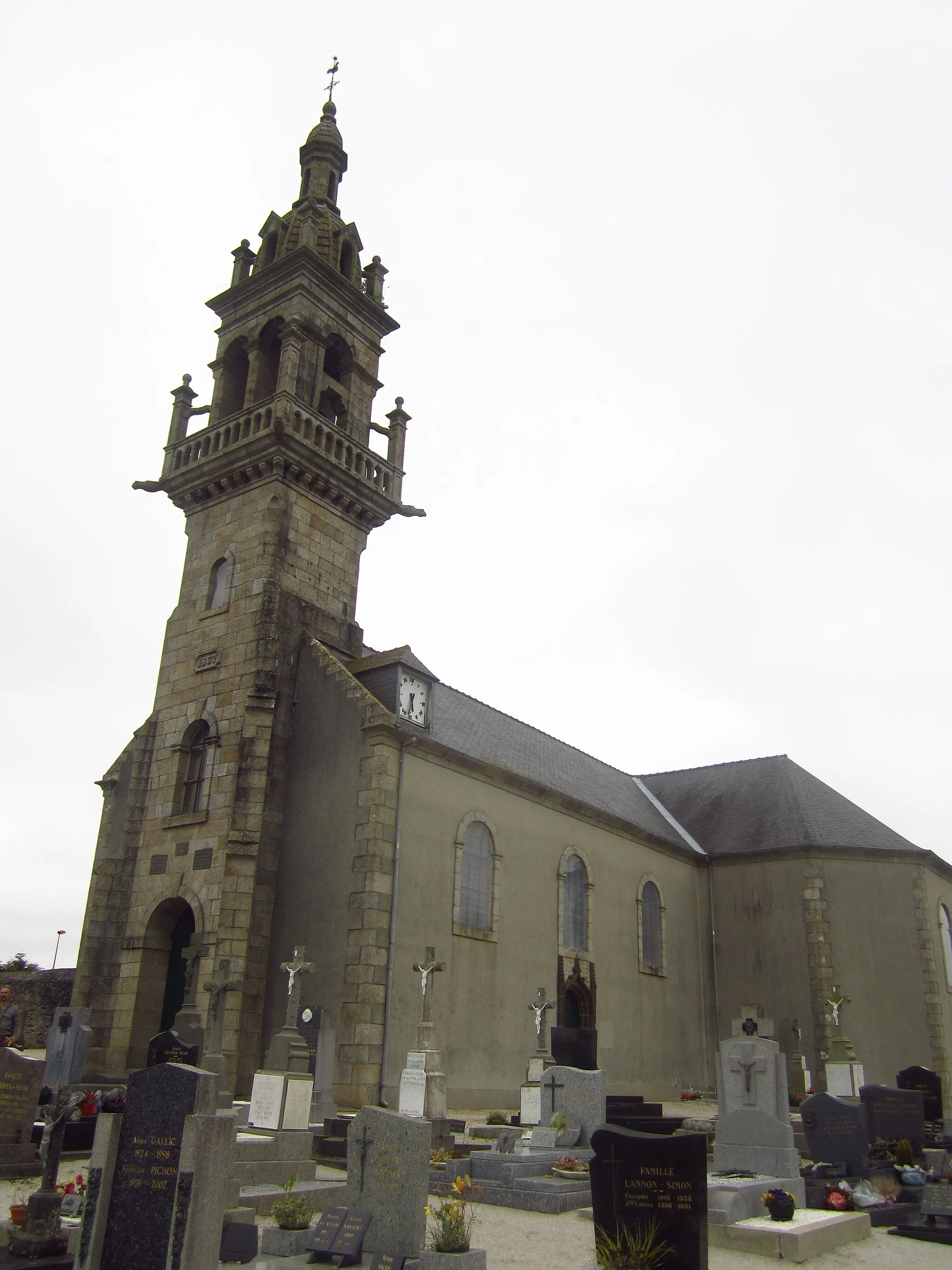 Photo showing: Church of Saint-Méen, Finistère