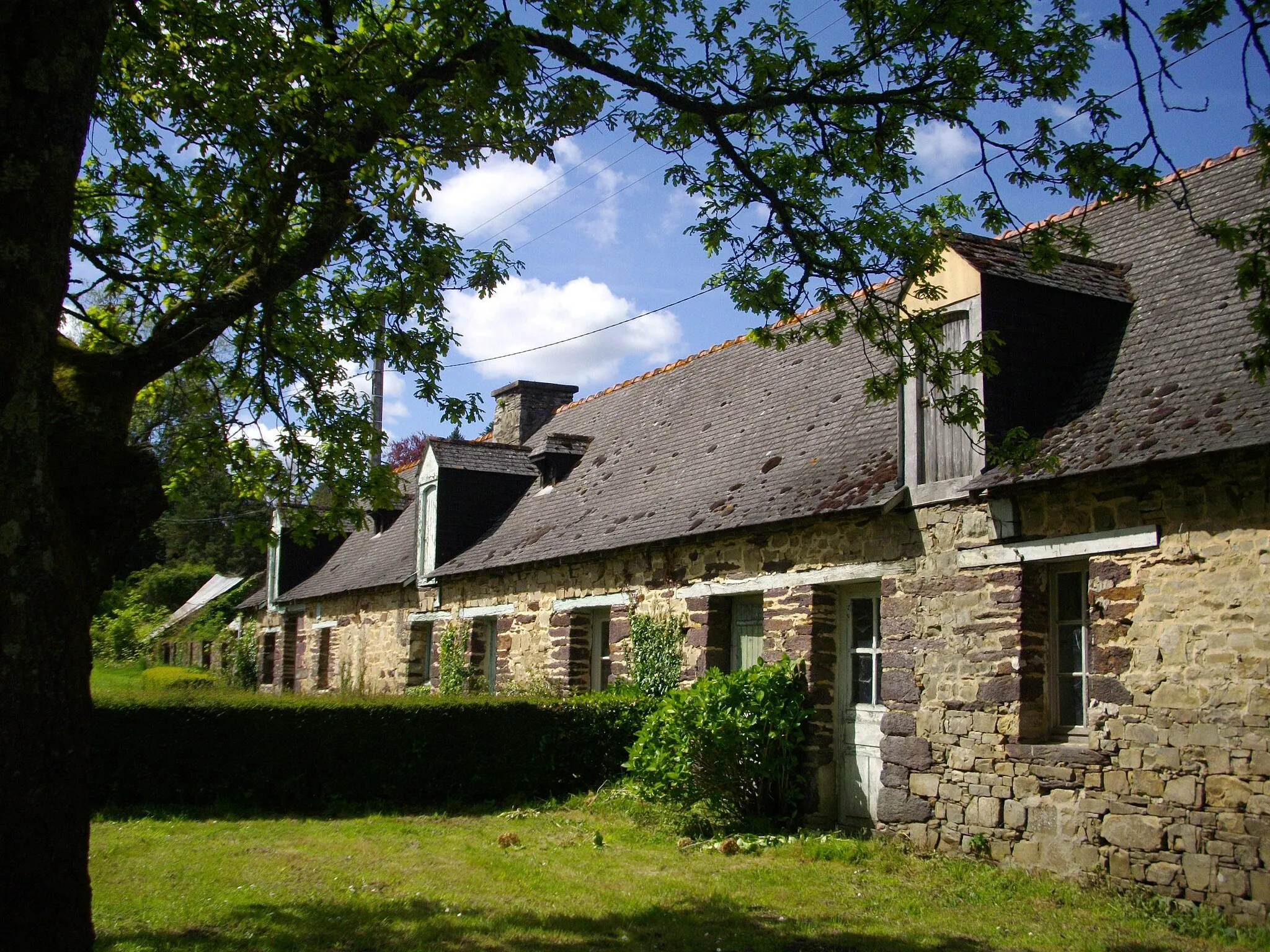 Photo showing: Logements d'ouvriers