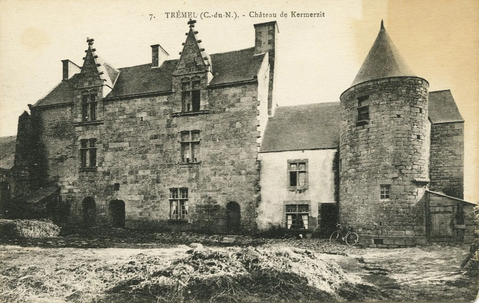 Photo showing: Château de Kermerzit.