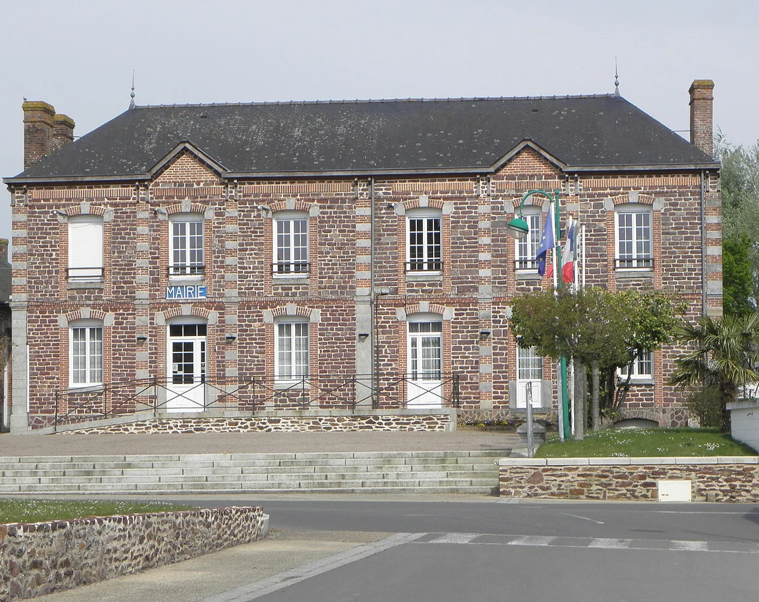 Photo showing: Mairie de Saint-Onen-la-Chapelle (35).