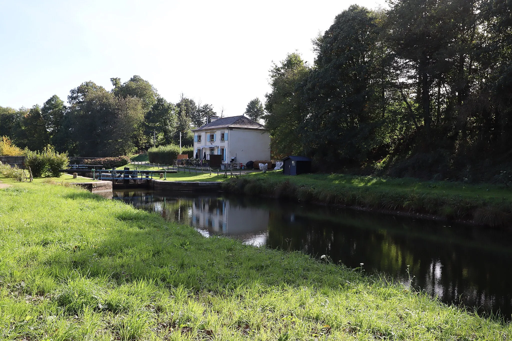 Photo showing: Écluse d'Ille à Montreuil-sur-Ille (Ille-et-Vilaine).