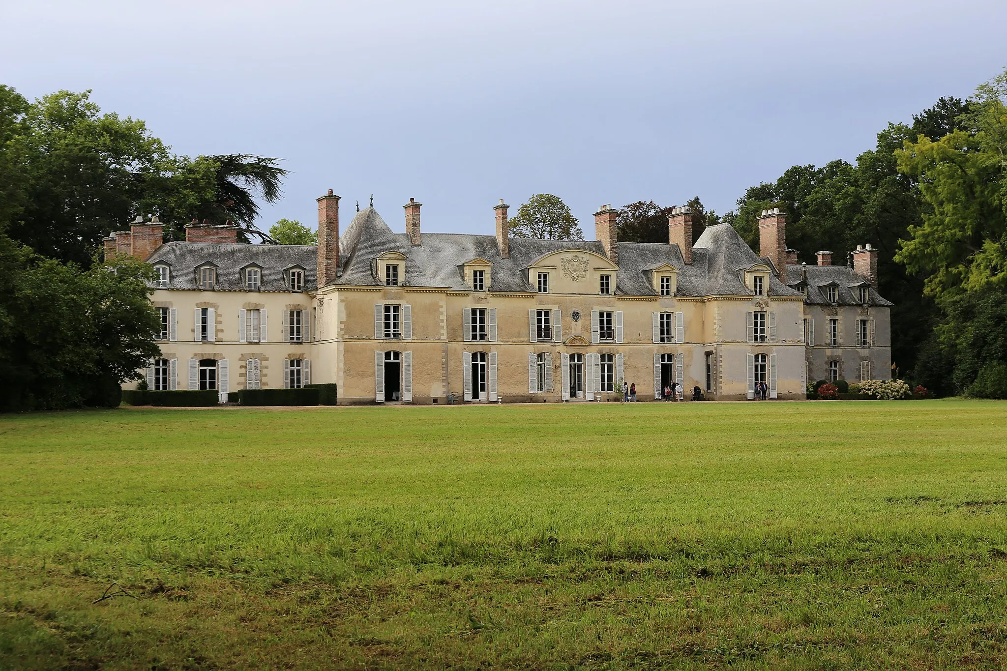 Photo showing: This building is indexed in the base Mérimée, a database of architectural heritage maintained by the French Ministry of Culture, under the reference PA00090583 .