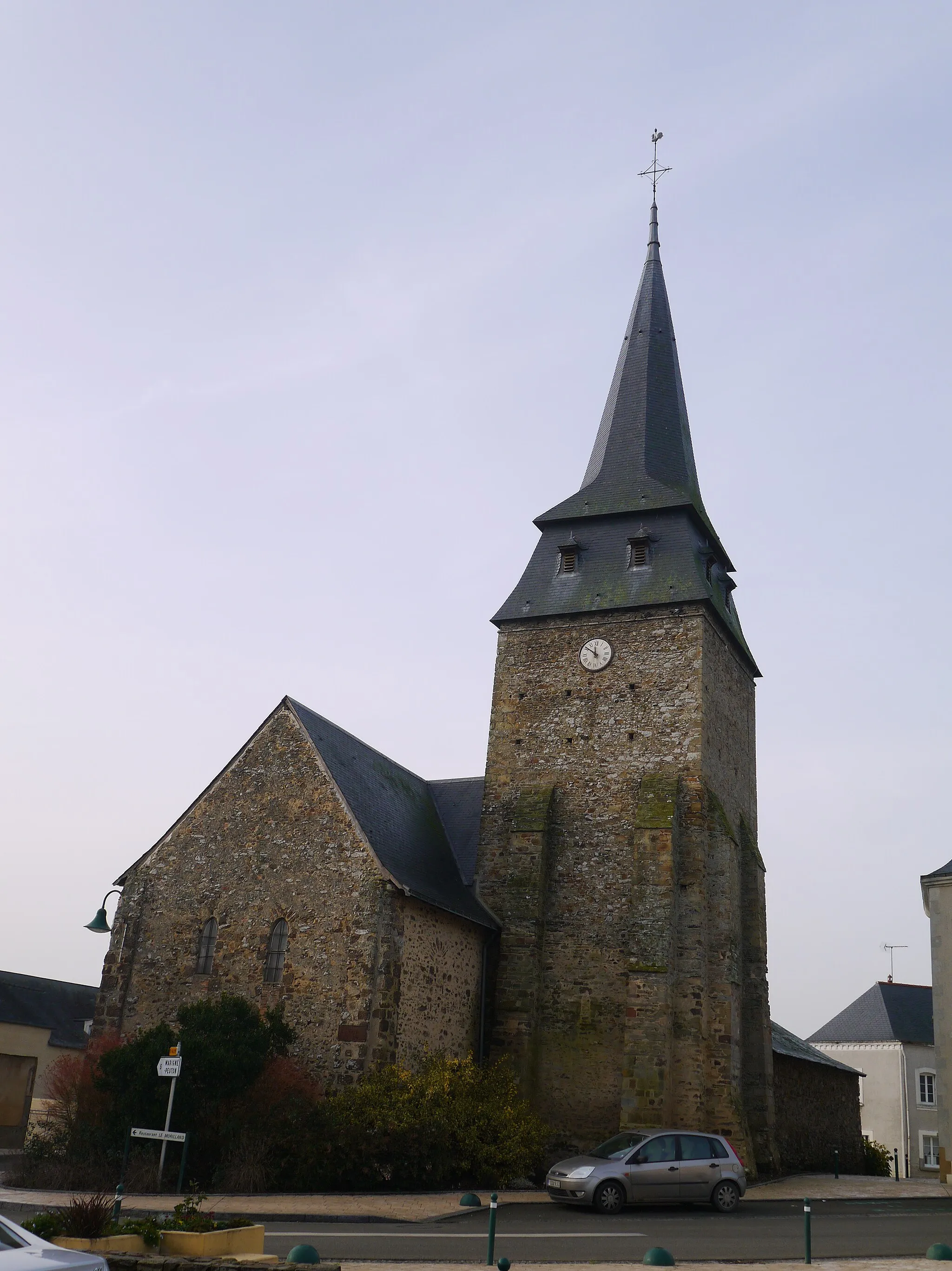 Photo showing: L'église Saint-Aubin.