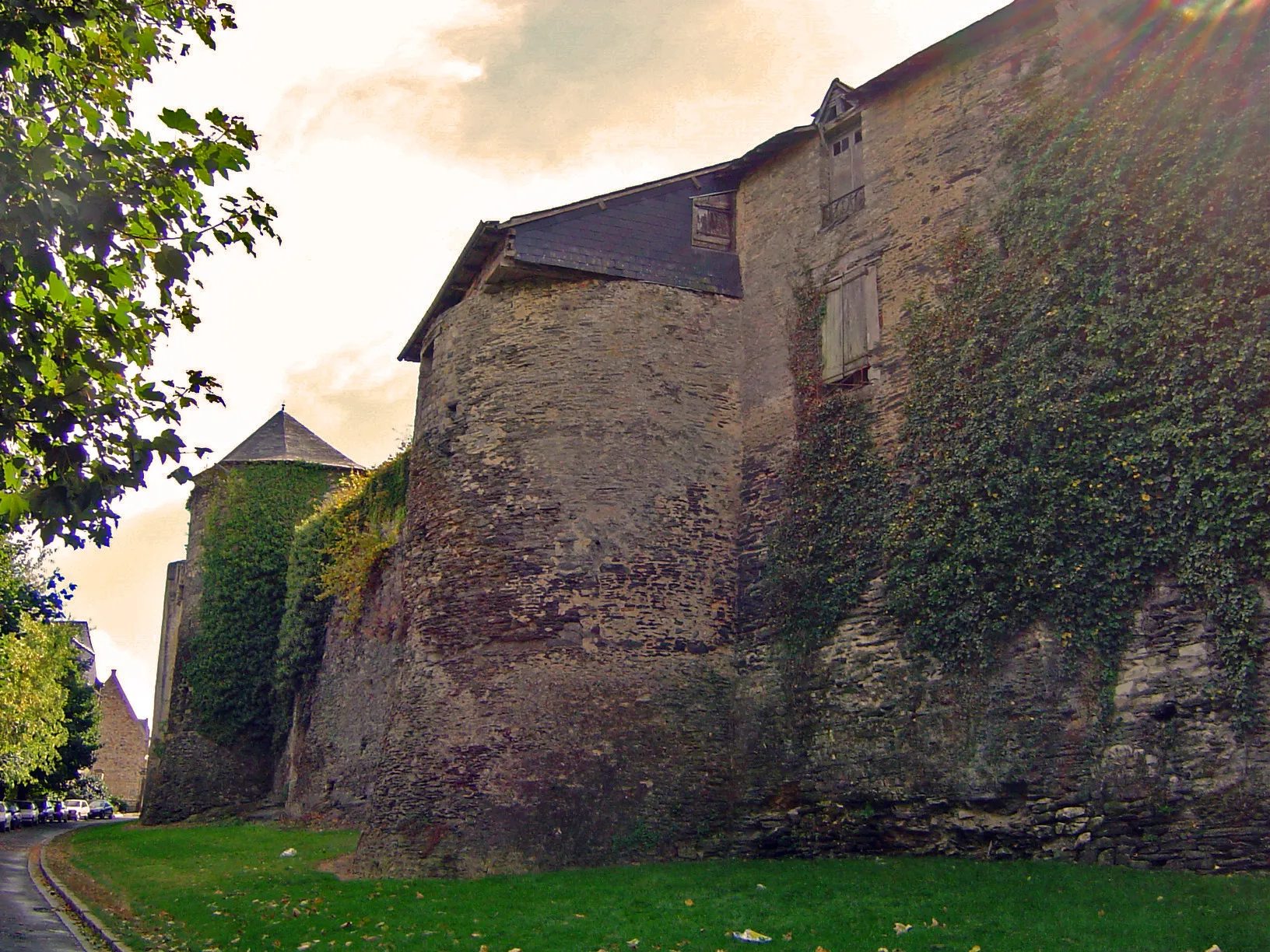 Photo showing: Ramparts of Vitré (13th century)