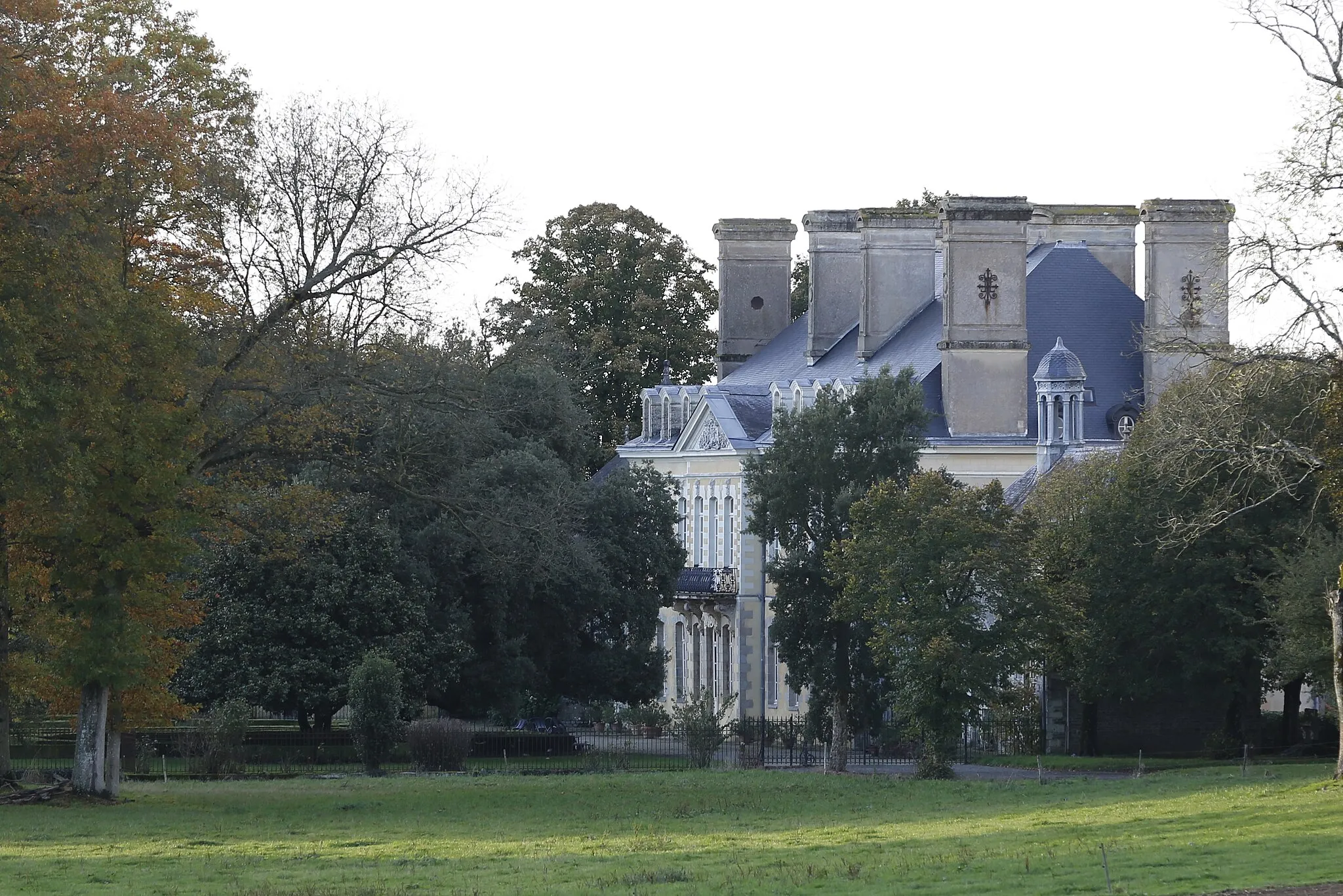 Photo showing: Le château du Plessix à La Couyère.
