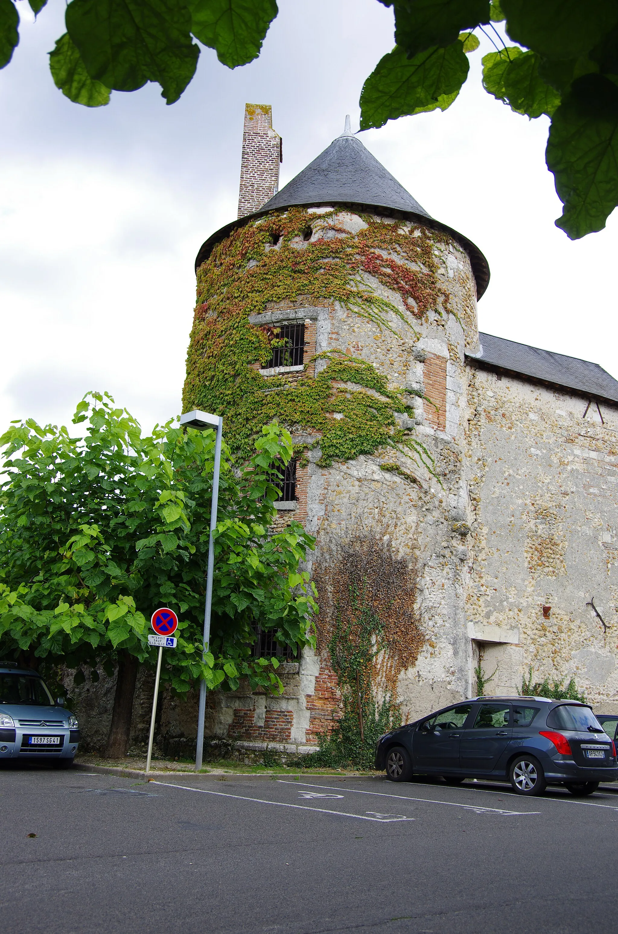Photo showing: Tour Jacquemard, à Romorantin-Lanthenay (Loir-et-Cher, France)