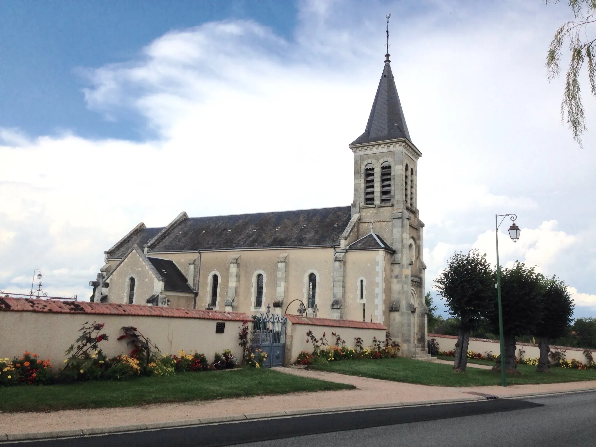 Photo showing: Église de Beddes (Cher)