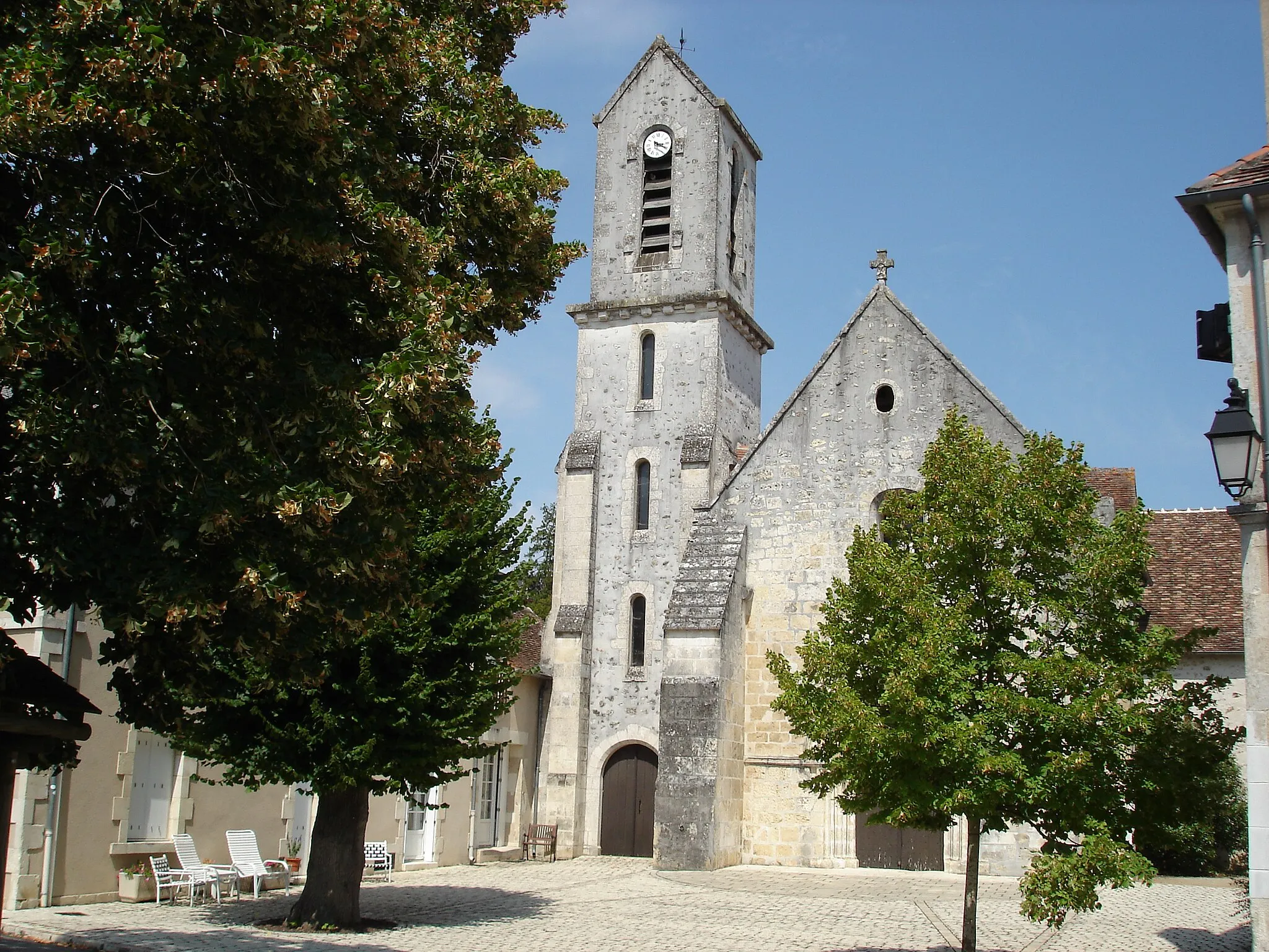 Photo showing: Mérigny (36) : L'église Saint-Sulpice.