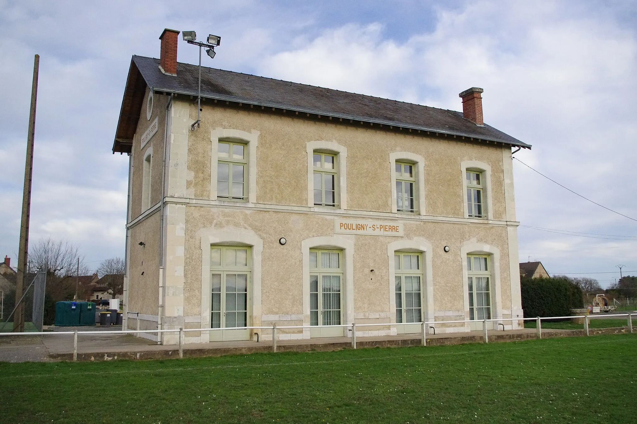 Photo showing: Vue de la gare côté voie